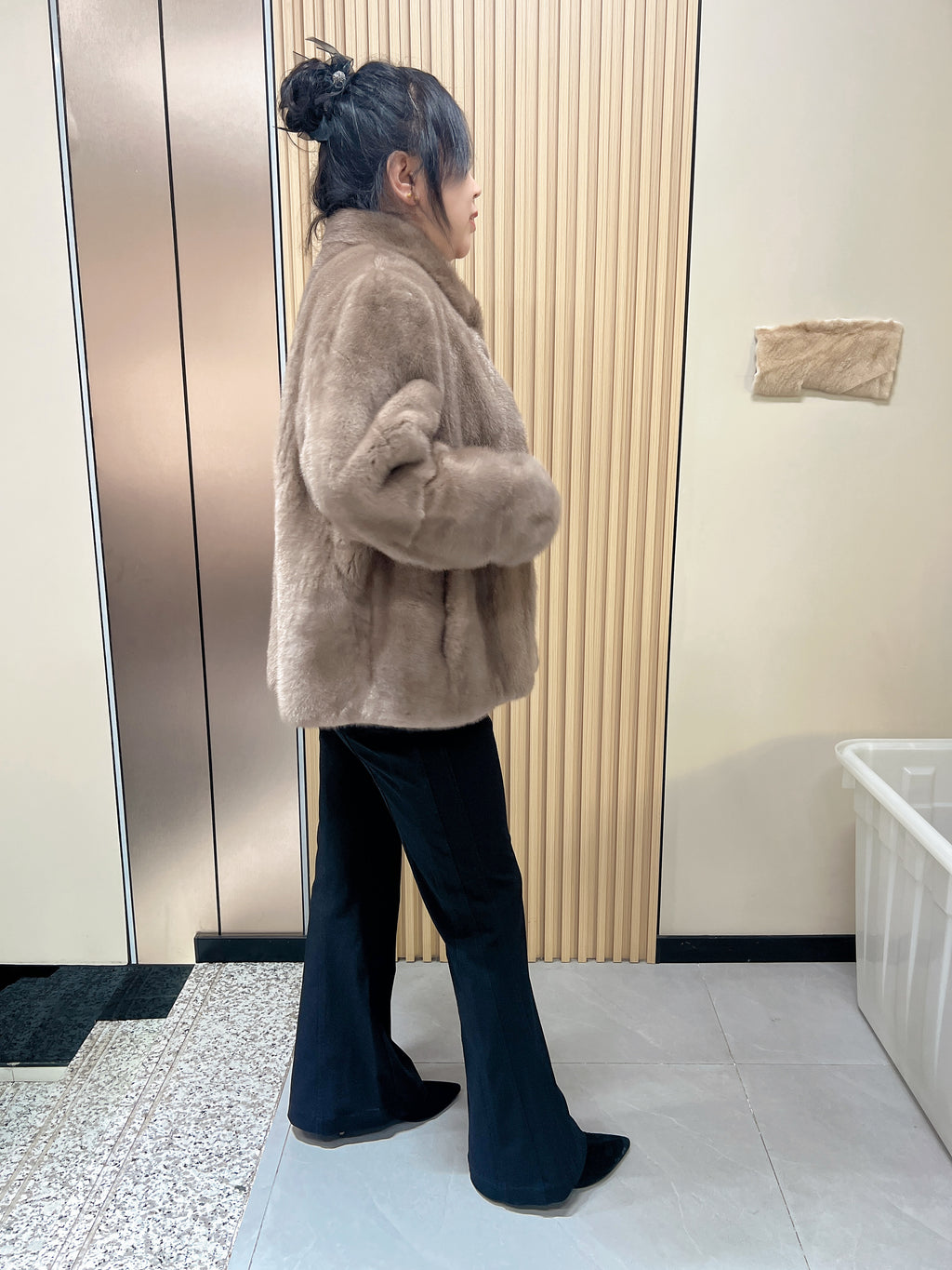 No. 150 Light Brown Stand-Collar Mink Fur Coat
