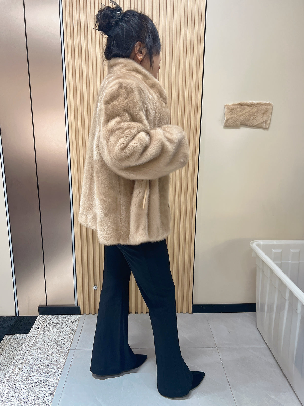 No. 157 Deep Beige Stand-Collar Mink Fur Coat