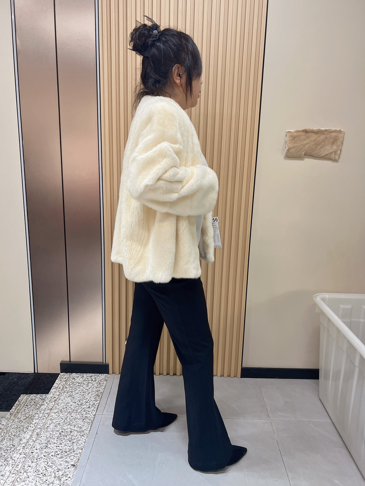No. 156 Off-white V-neck mink fur coat