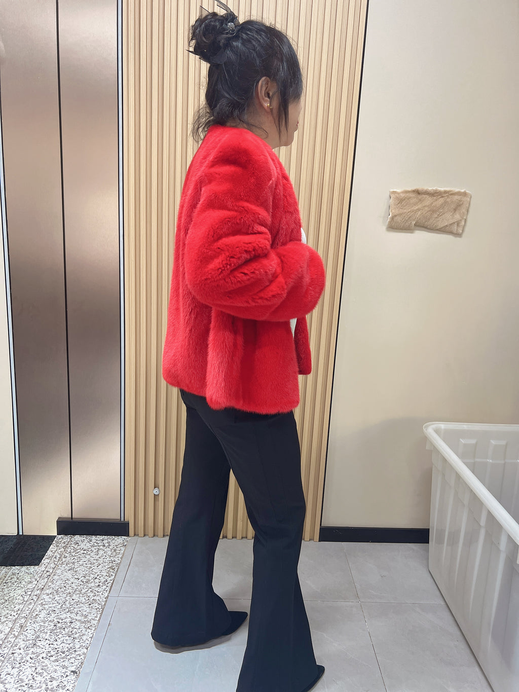 No. 154 Red V-neck Mink Fur Coat