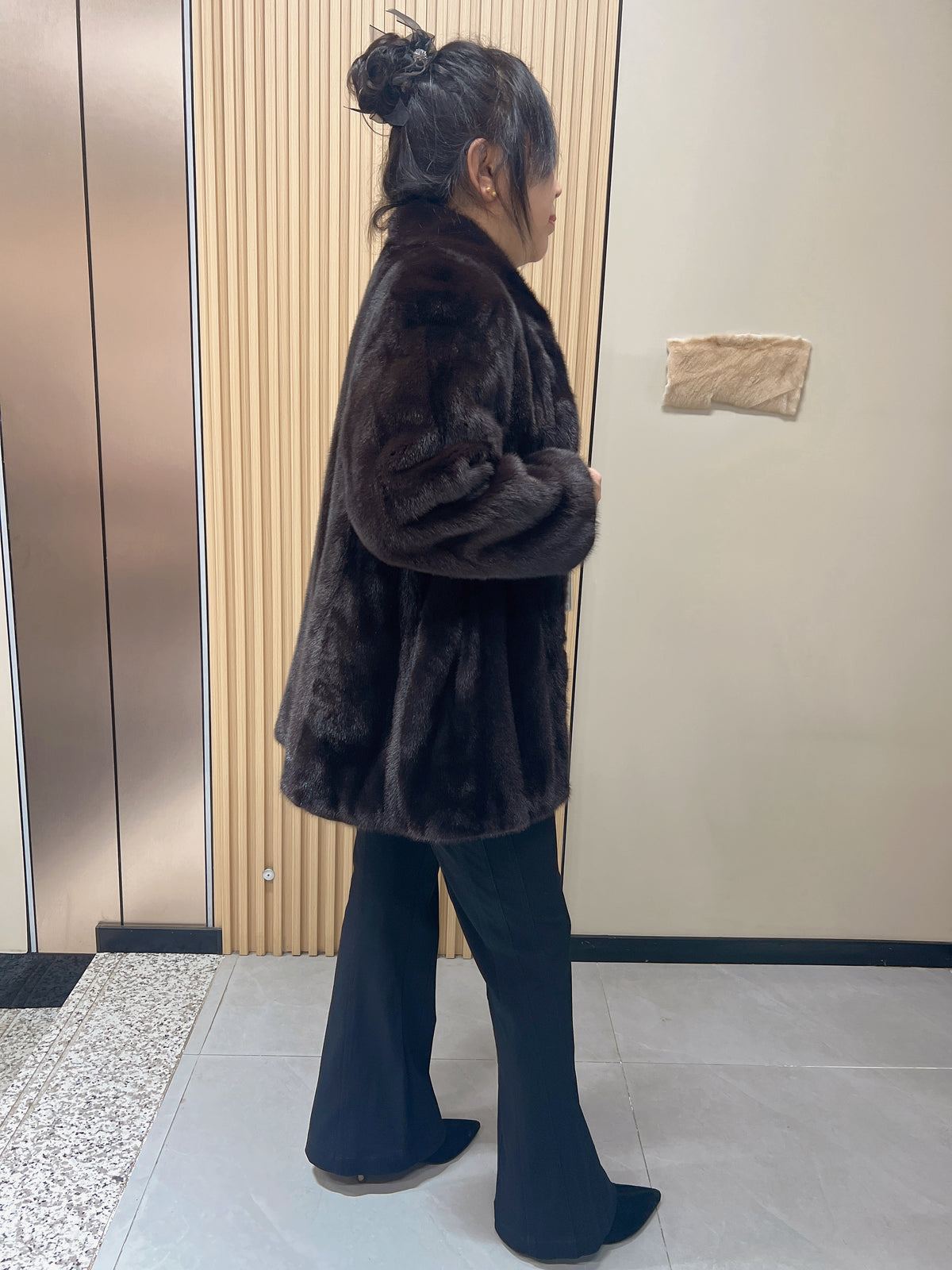 No. 167 Dark Brown Stand-Collar Mink Fur Coat