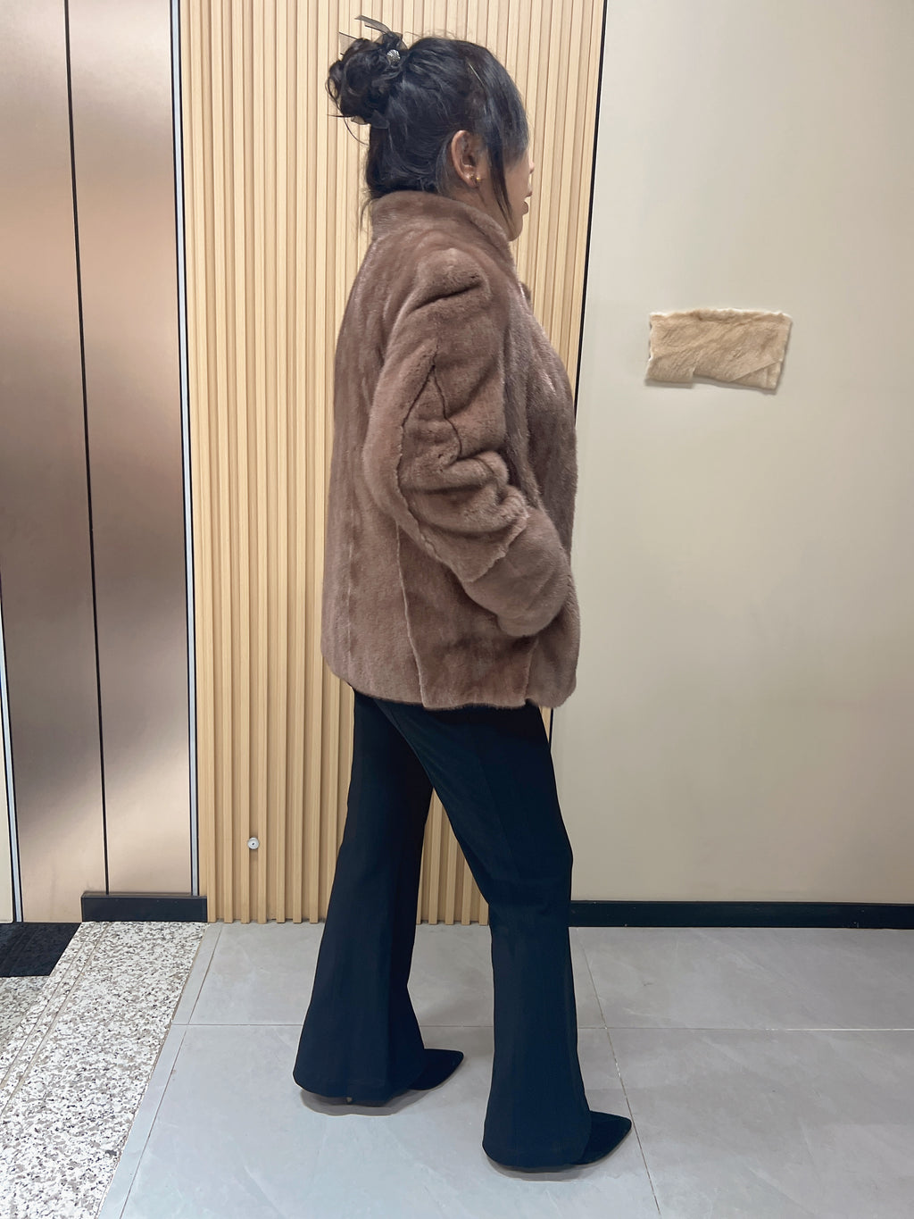 No. 181 Light Brown Stand-Collar Mink Fur Coat