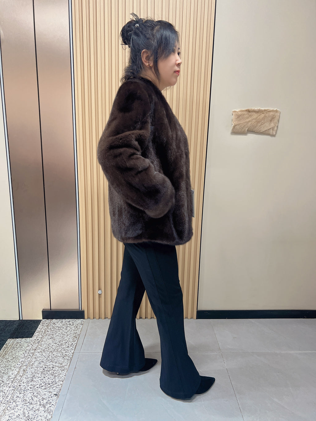 No. 179 Dark Brown V-Neck Mink Fur Coat