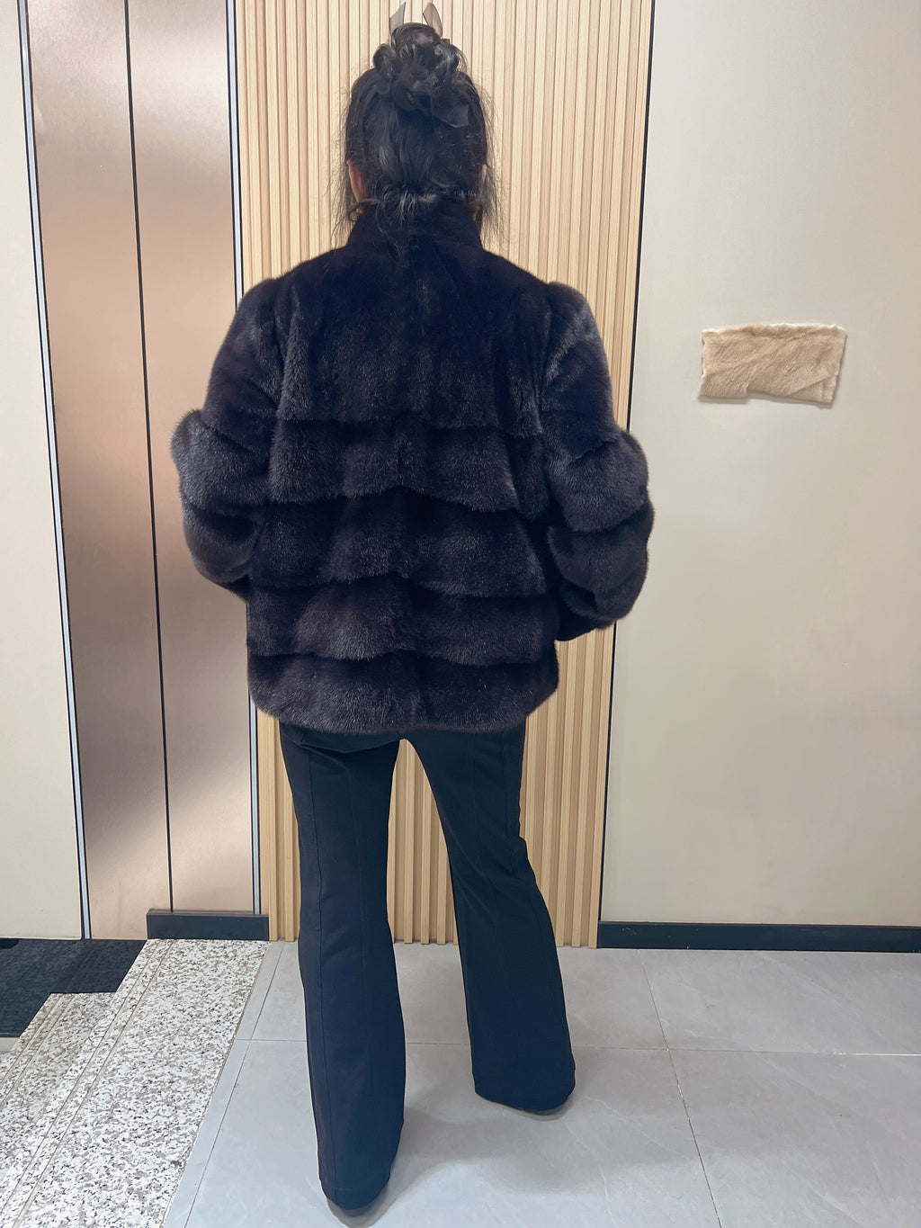 No. 171 Dark Brown Stand-Collar Horizontal-Panel Mink Fur Coat