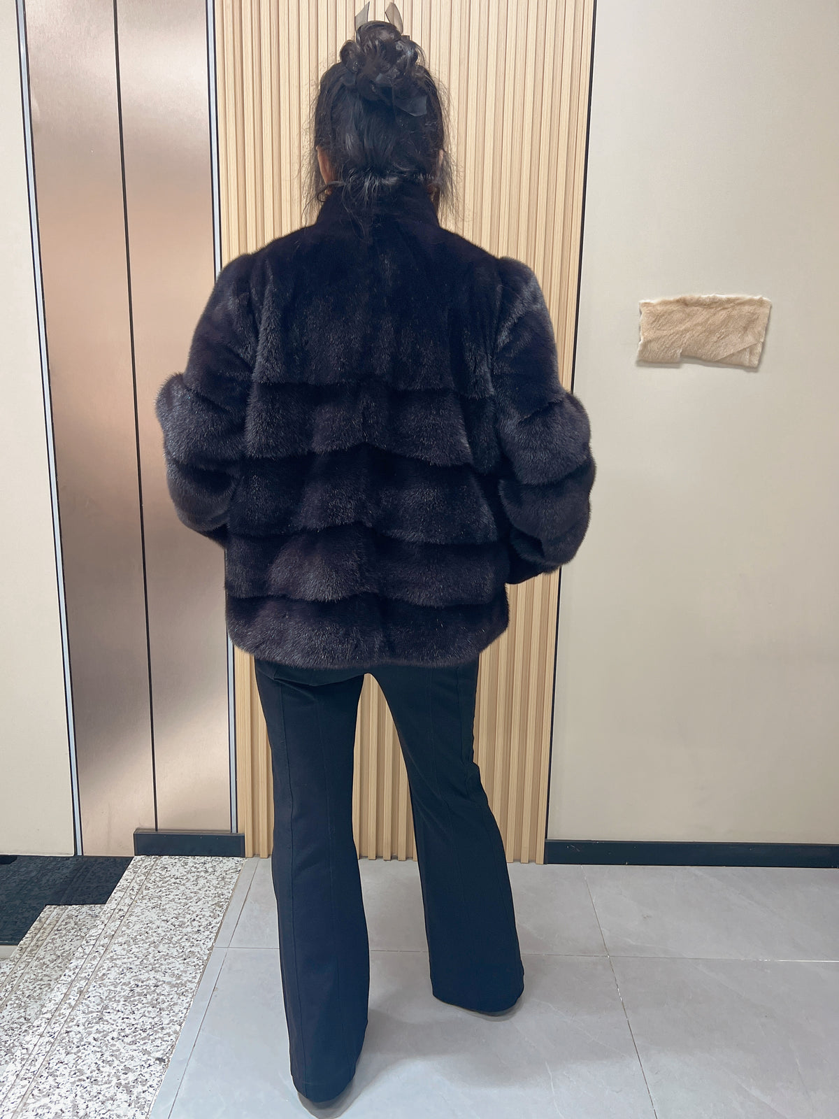 No. 171 Dark Brown Stand-Collar Horizontal-Panel Mink Fur Coat