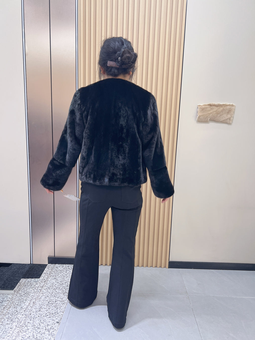 No. 207 Black V-Neck Mink Fur Coat