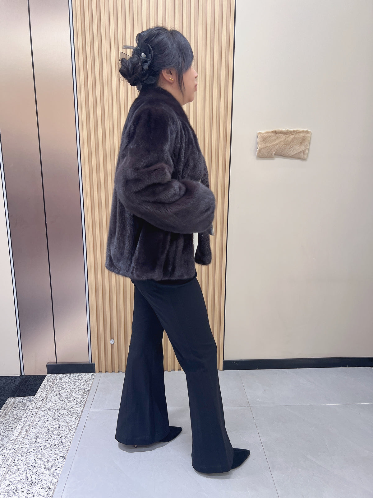 No. 193 Dark Brown Stand-Collar Mink Fur Coat