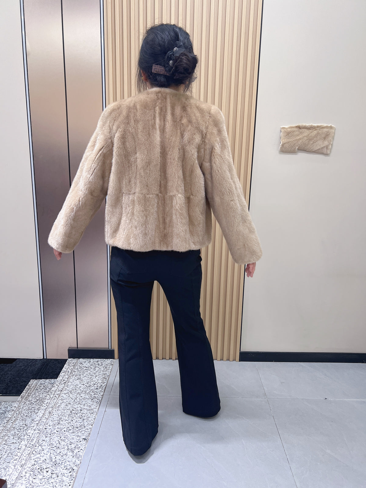No. 190 Deep Beige V-Neck Mink Fur Coat