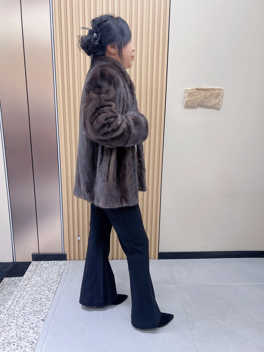 No. 185 Dark Brown Stand-Collar Mink Fur Coat