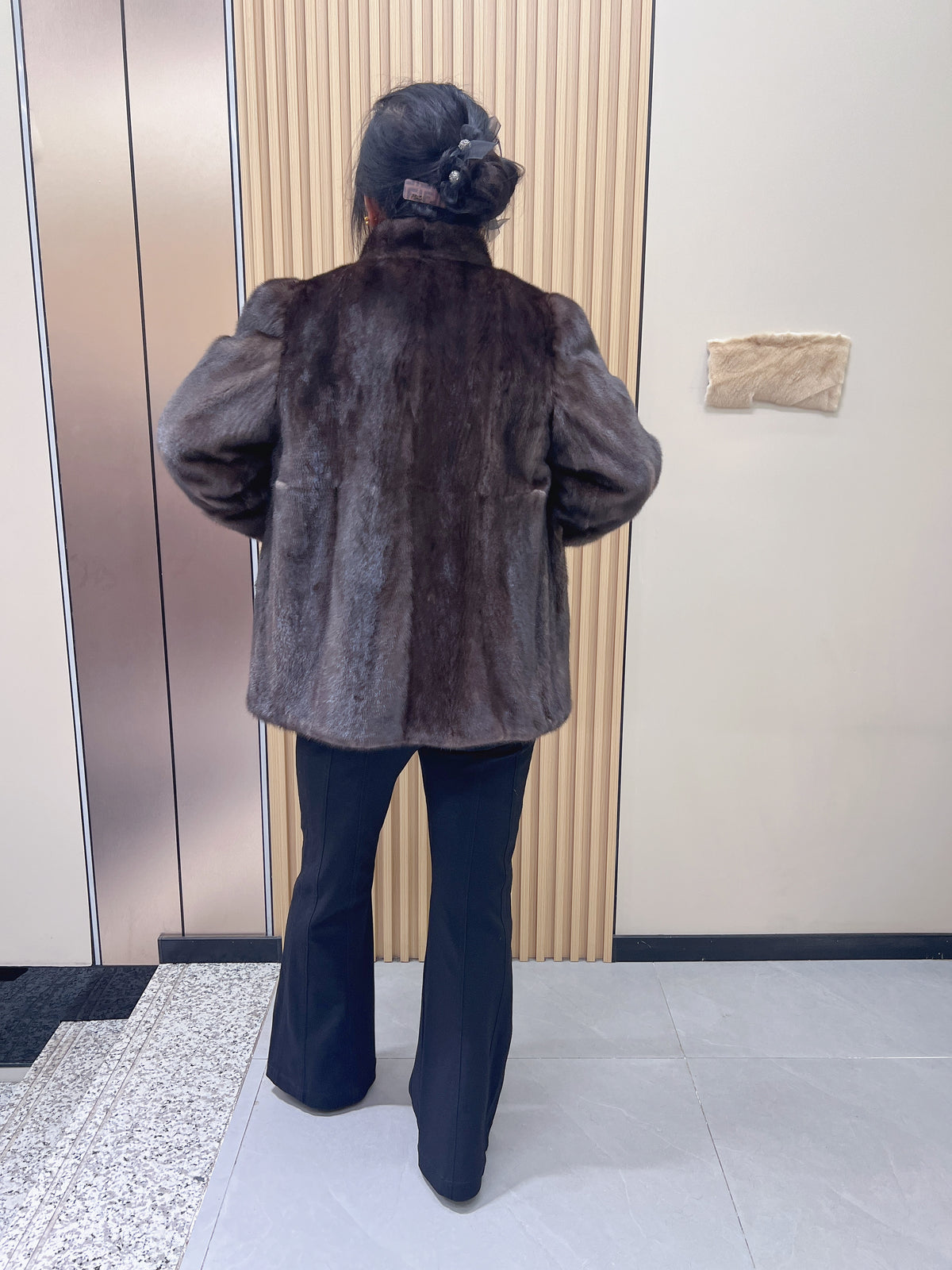No. 185 Dark Brown Stand-Collar Mink Fur Coat