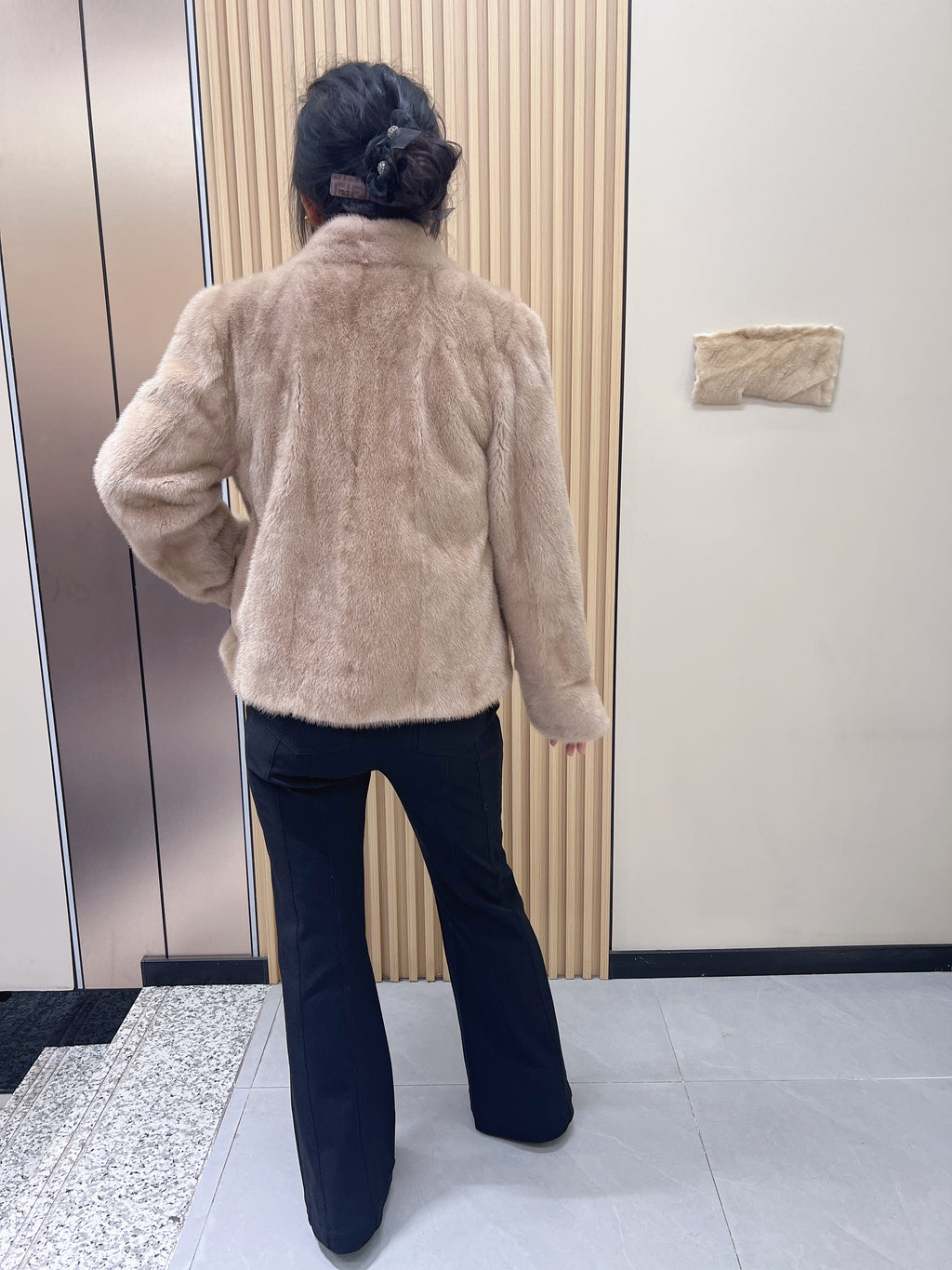 No. 186 Deep Beige Stand-Collar Mink Fur Coat