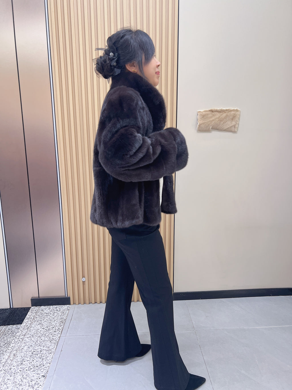 No. 183 Dark Brown Stand-Collar Mink Fur Coat