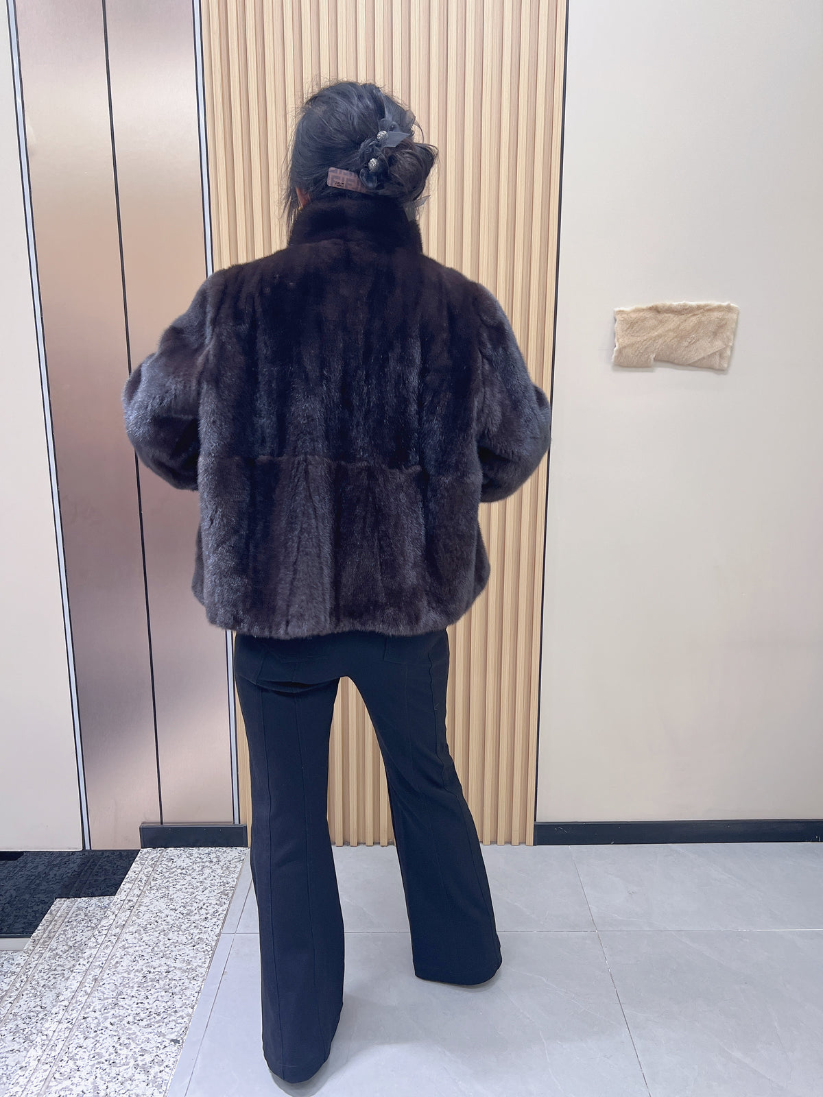 No. 183 Dark Brown Stand-Collar Mink Fur Coat