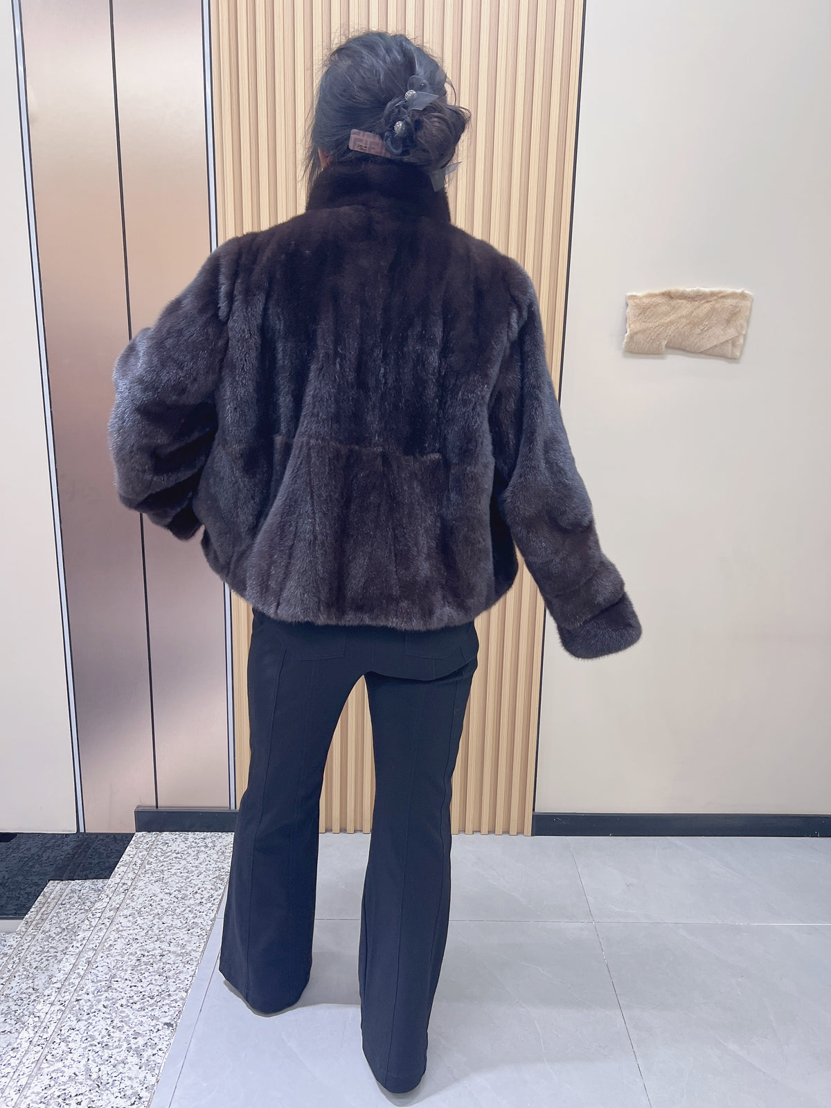 No. 183 Dark Brown Stand-Collar Mink Fur Coat