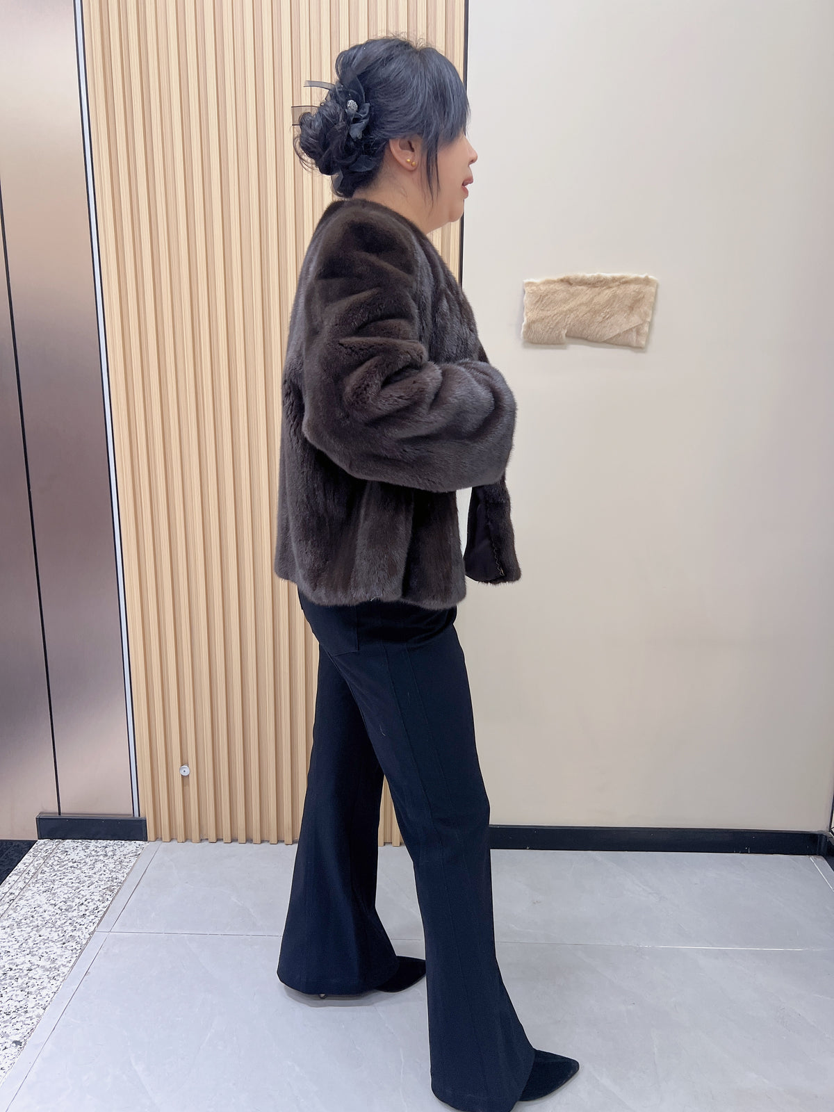 No. 201 Dark Brown Collarless Mink Fur Coat