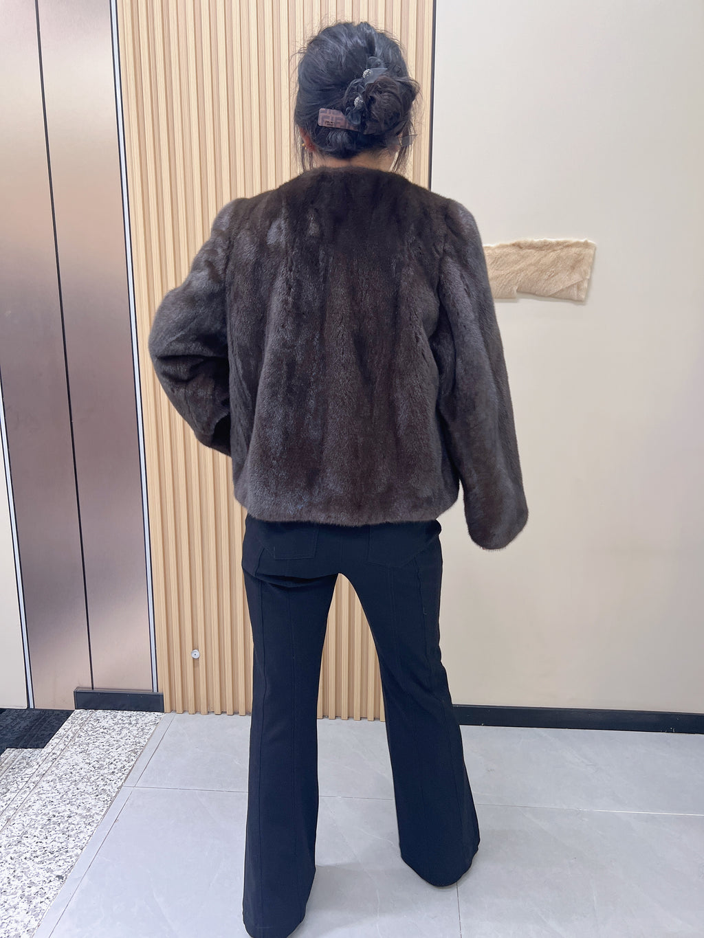 No. 201 Dark Brown Collarless Mink Fur Coat