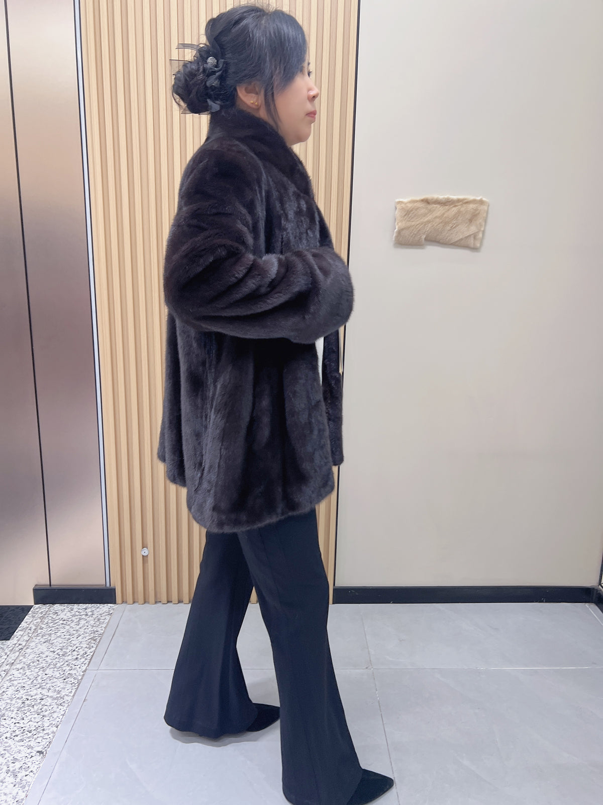 No. 195 Dark Brown Stand-Collar Mink Fur Coat