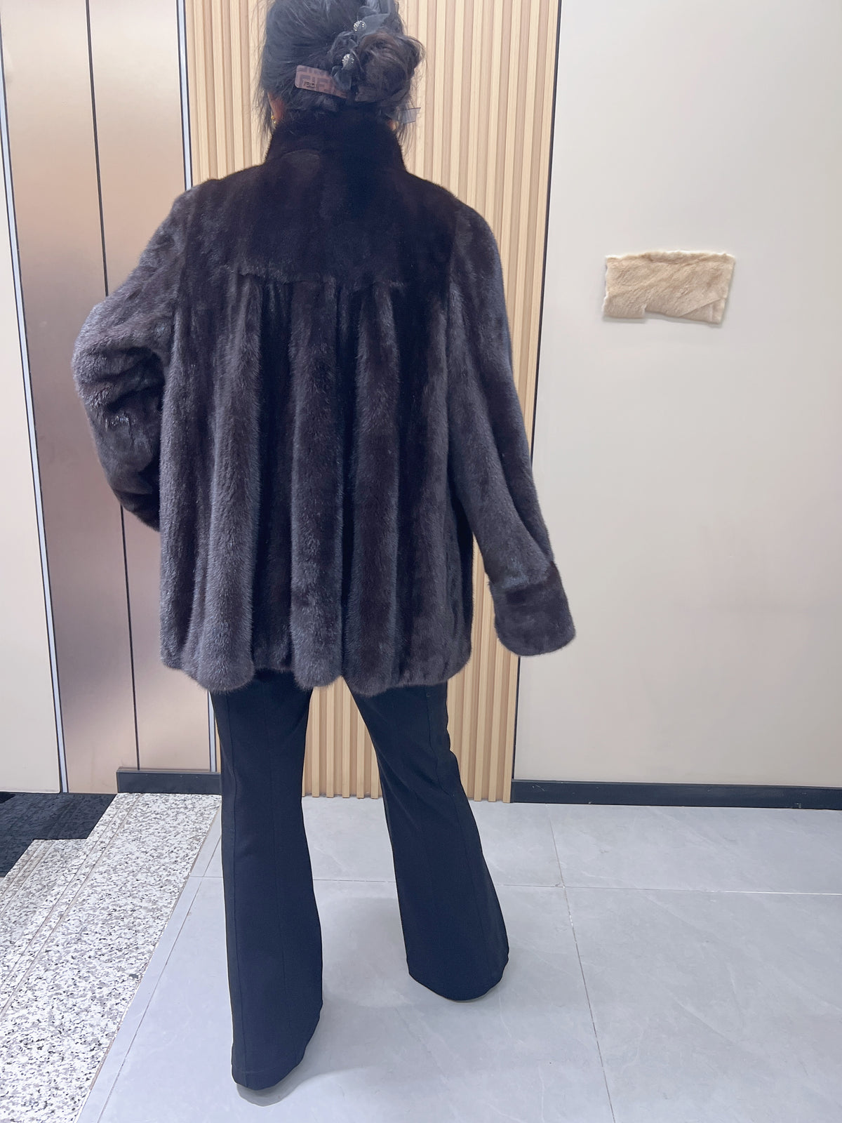 No. 195 Dark Brown Stand-Collar Mink Fur Coat