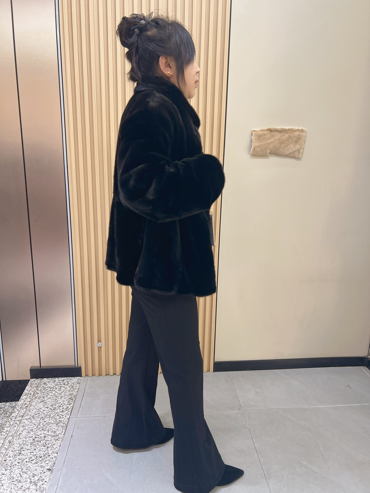 No. 212 Black Stand-Collar Mink Fur Coat