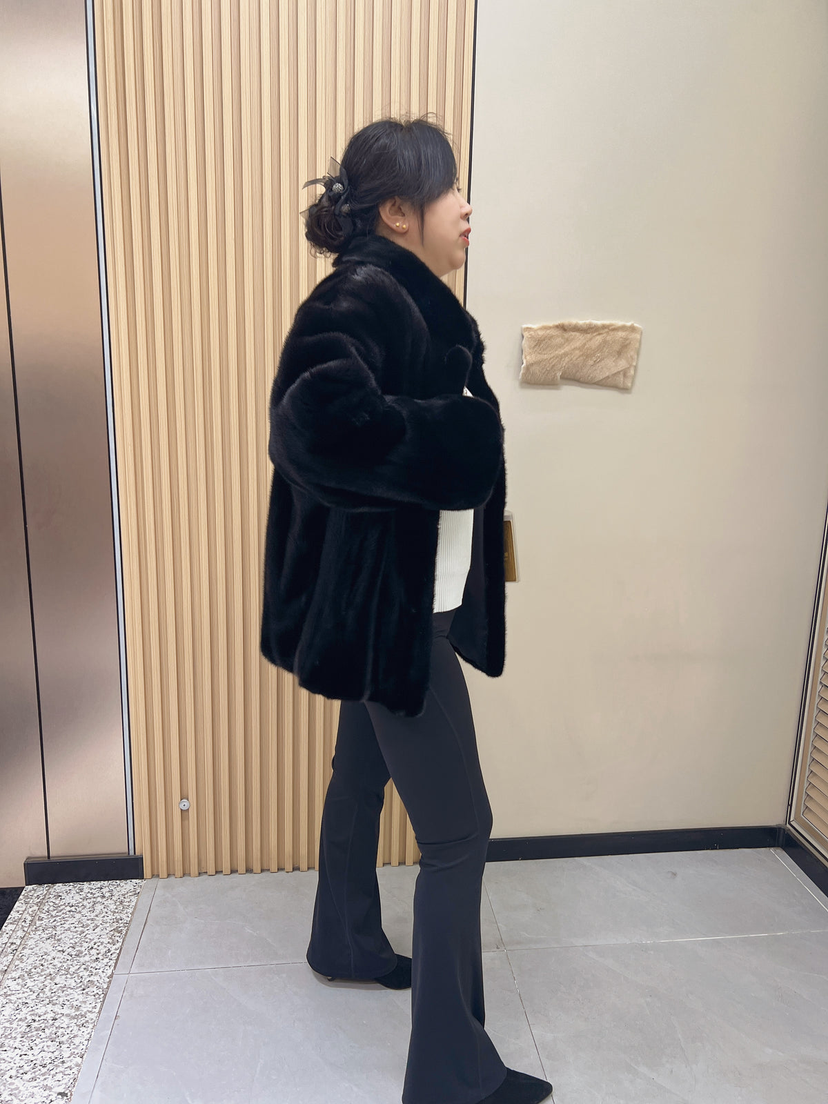 No. 219 Black Stand-Collar Mink Fur Coat