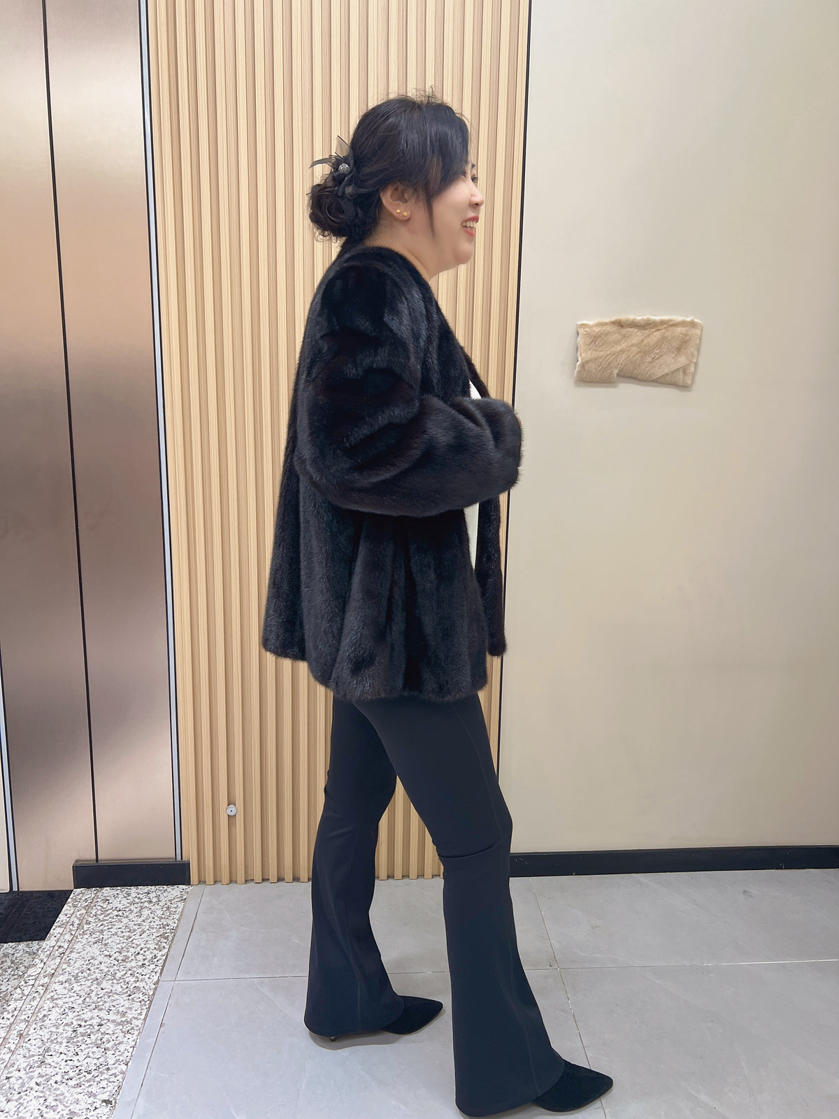 No. 235 Dark Brown V-Neck Mink Fur Coat