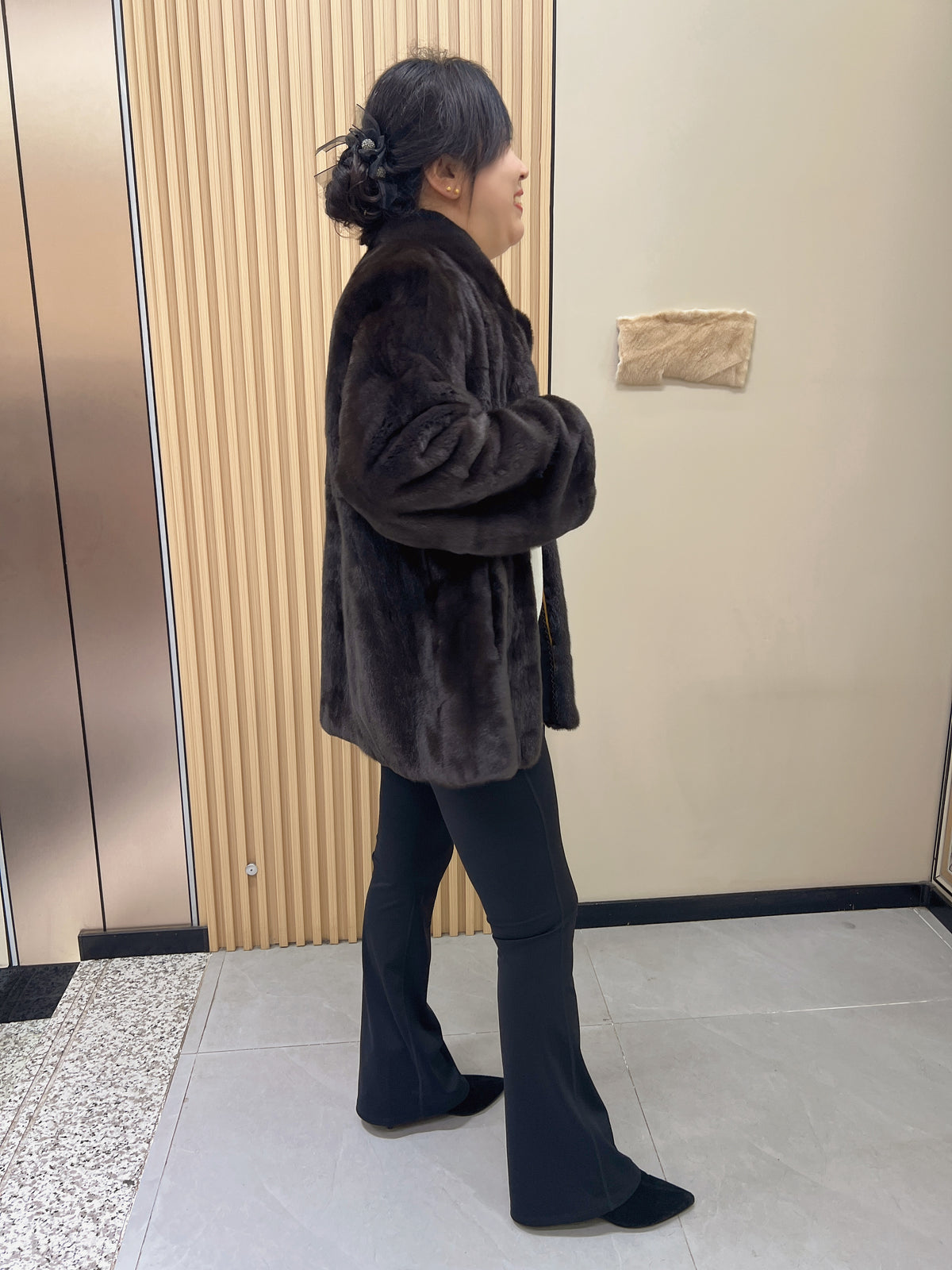 No. 227 Dark Brown Stand-Collar Mink Fur Coat