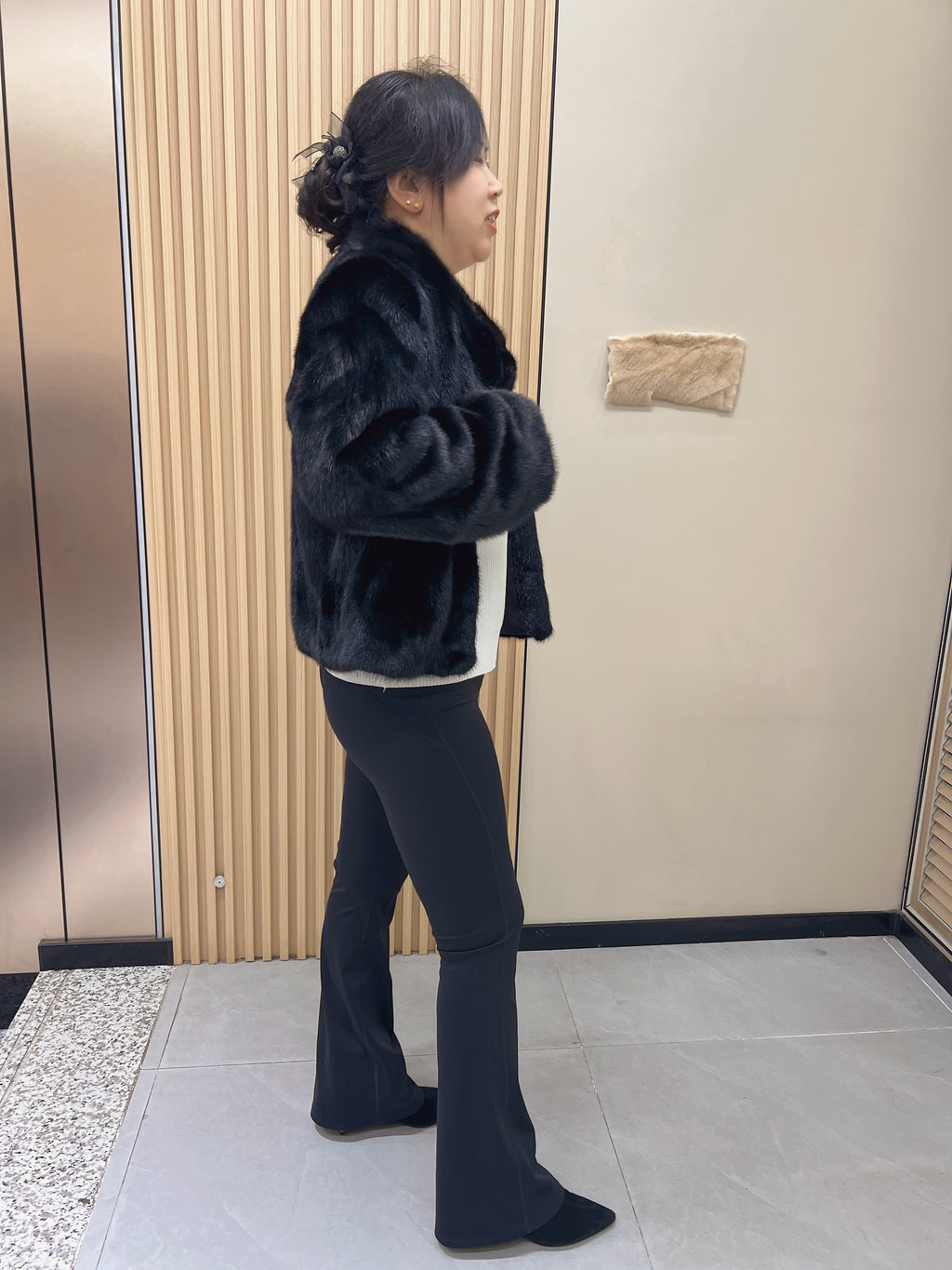 No. 223 Black Stand-Collar Mink Fur Coat