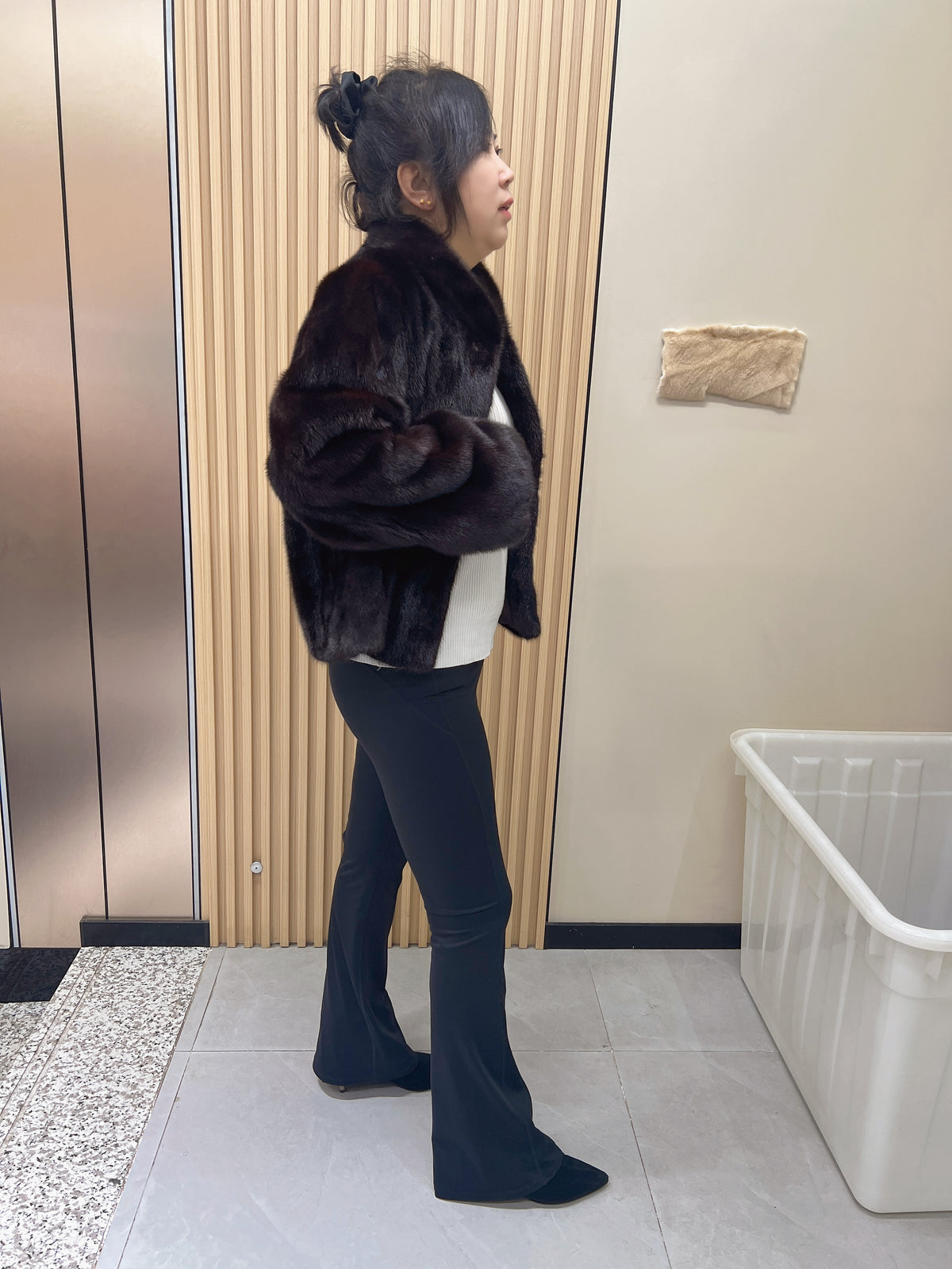 No. 248 Dark Brown Stand-Collar Mink Fur Coat