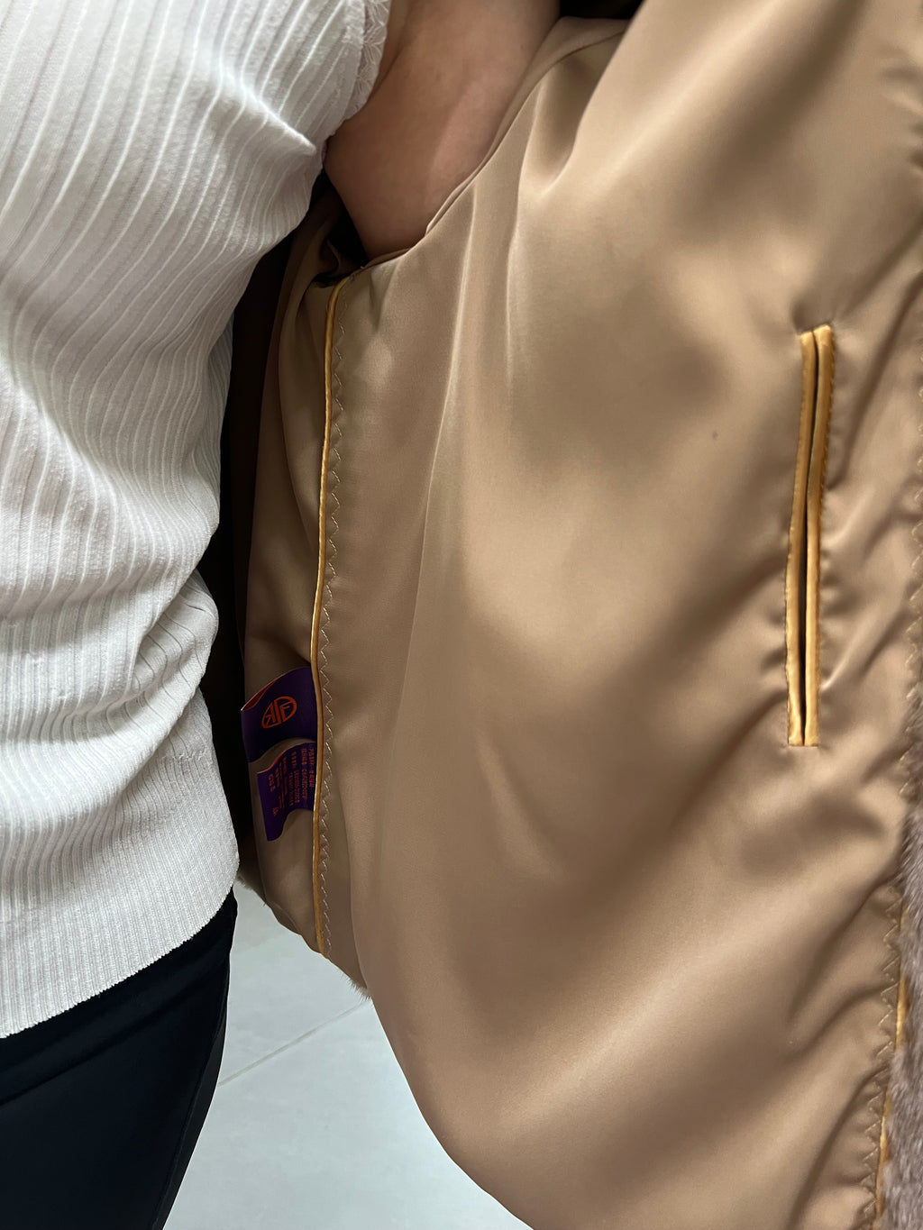 No. 238 Light Brown V-Neck Mink Fur Coat