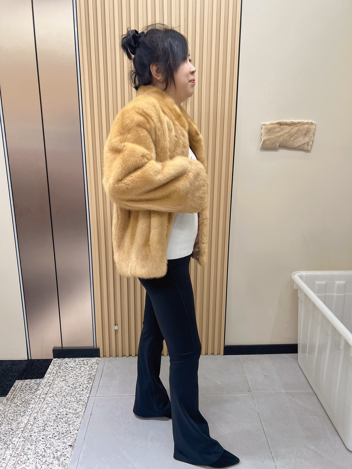 No. 242 Light Gold Stand-Collar Mink Fur Coat
