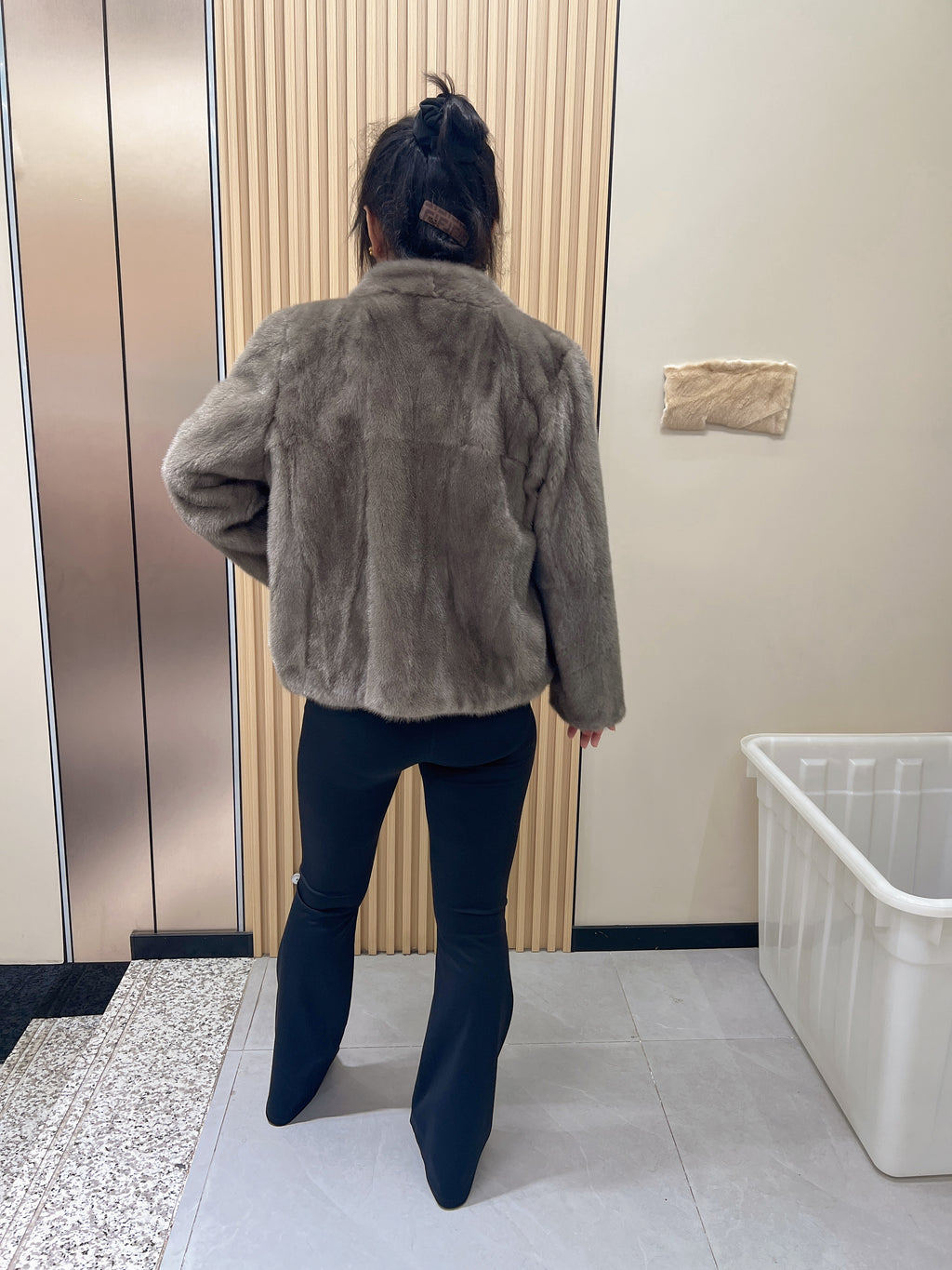 No. 244 Latte-Grey V-Neck Mink Fur Coat