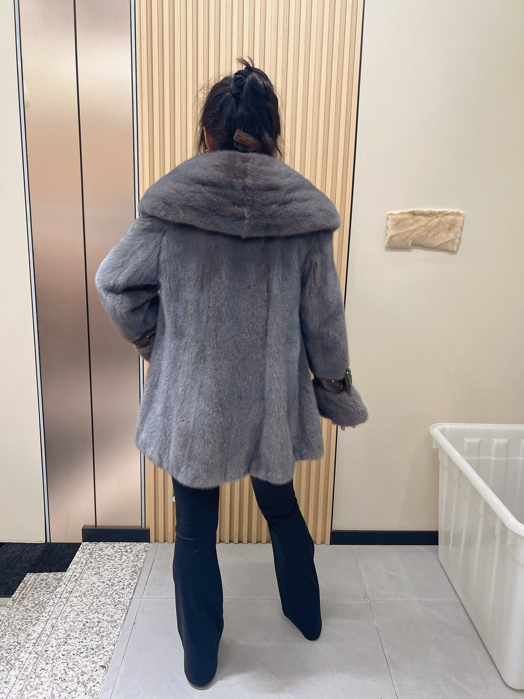 No. 253 Dark Grey Mink Fur Coat (with Shawl Collar)