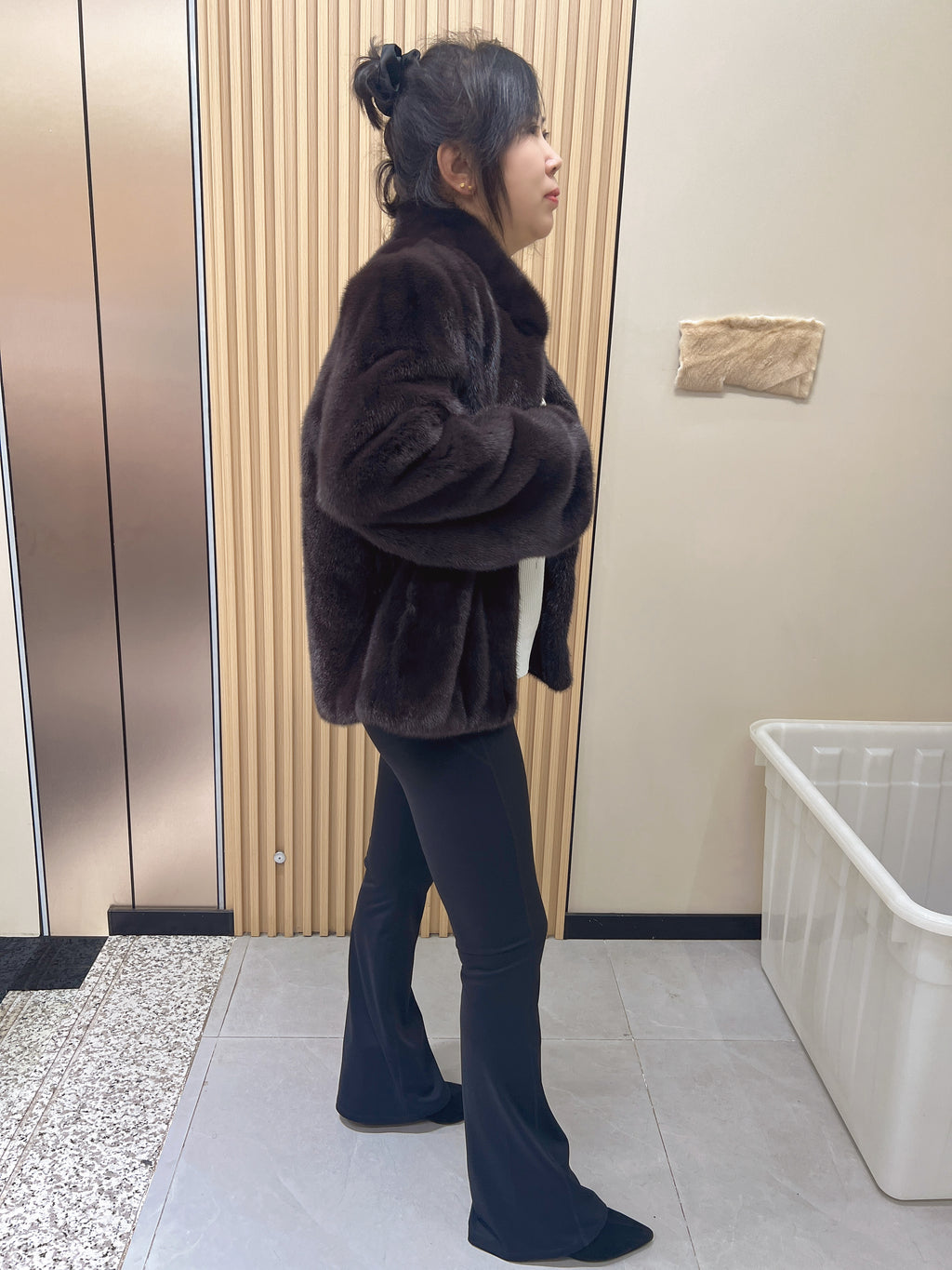 No. 252 Dark Brown Stand-Collar Mink Fur Coat