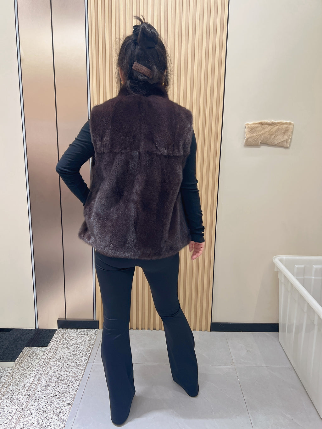 No. 255 Dark Brown Stand-Collar Mink Fur Vest