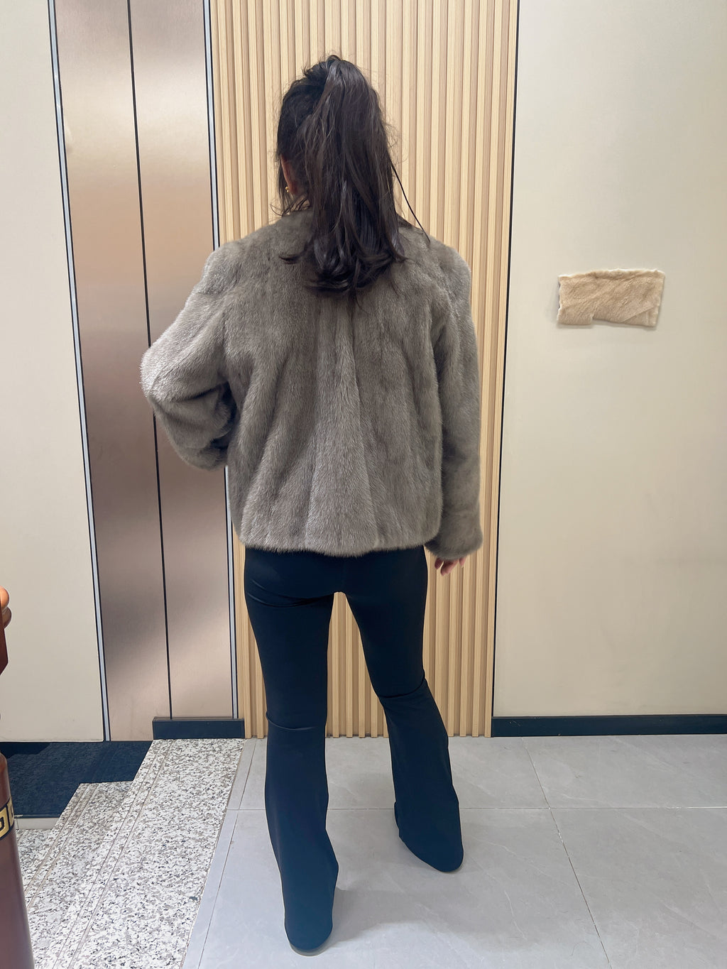 No. 262 Grey V-neck mink fur coat