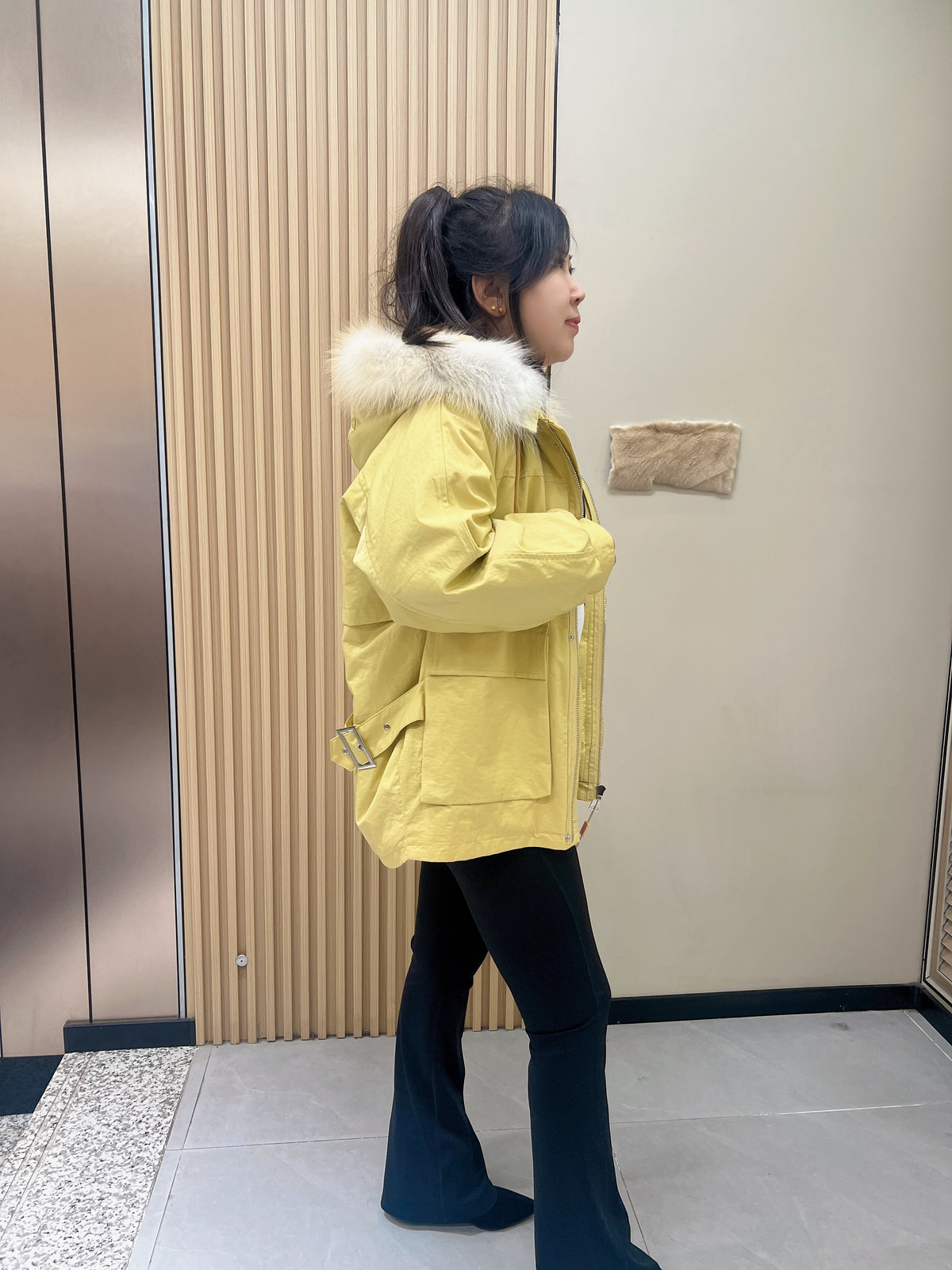 No. 271 light yellow parka, featuring a rabbit fur lining, a hood, and a fox fur collar.