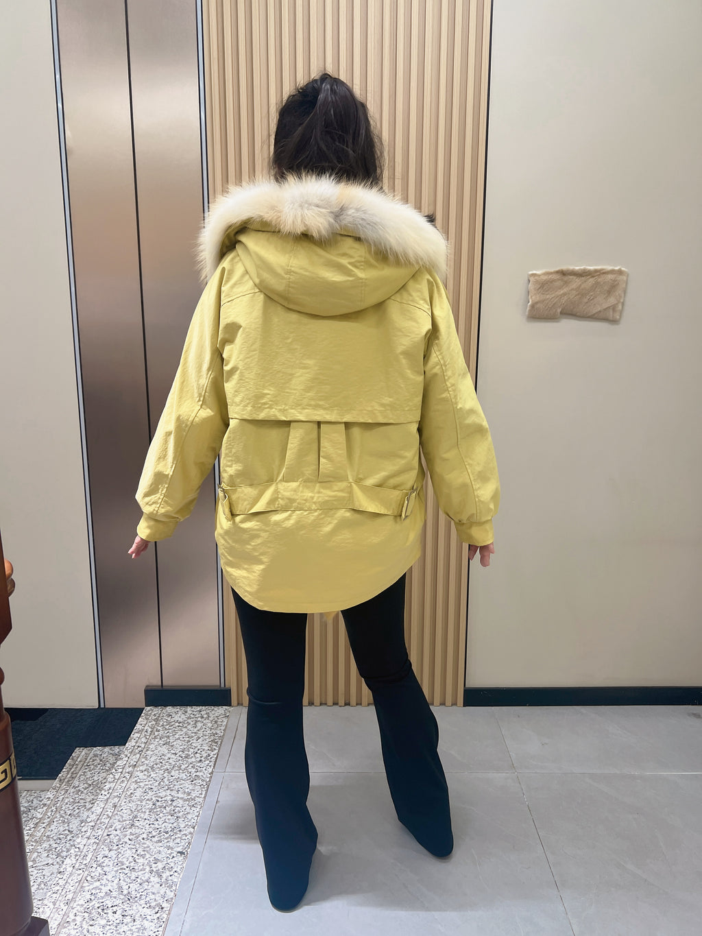 No. 271 light yellow parka, featuring a rabbit fur lining, a hood, and a fox fur collar.