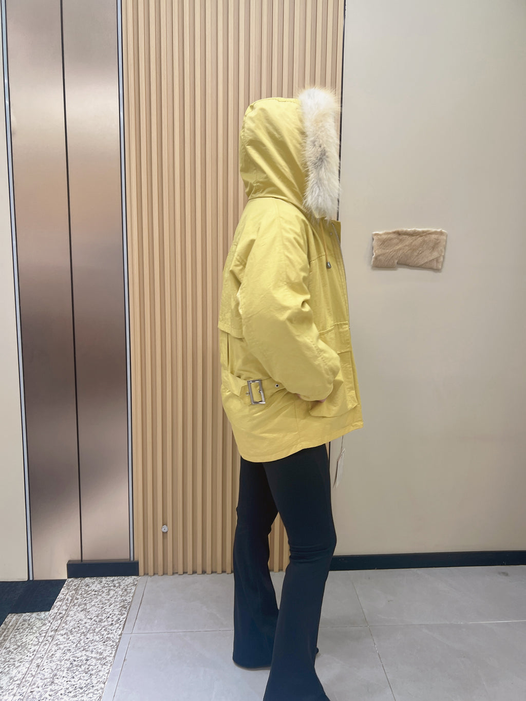 No. 271 light yellow parka, featuring a rabbit fur lining, a hood, and a fox fur collar.