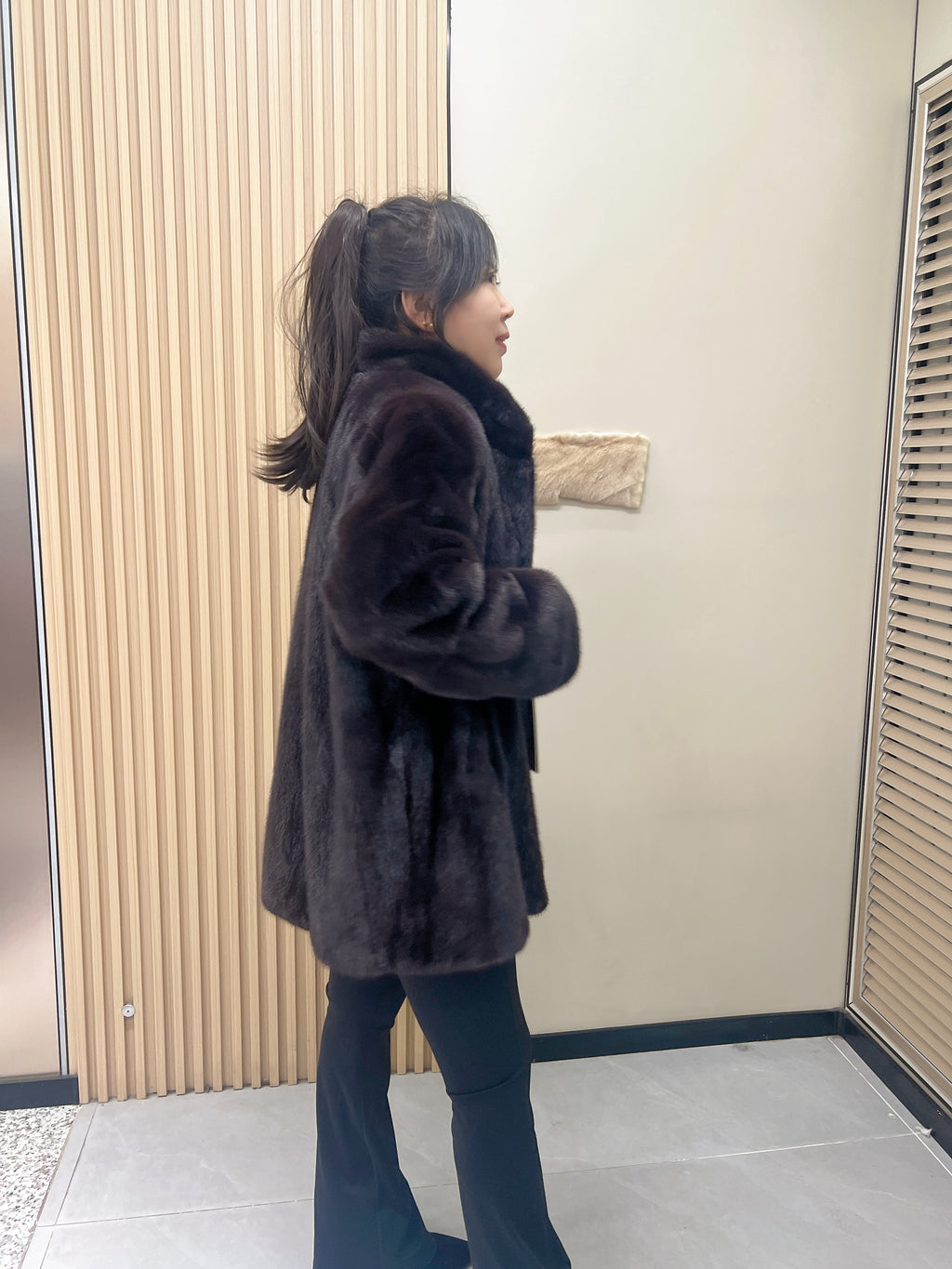 No. 295 Dark Brown Mink Fur Coat (with Convertible Stand Collar)