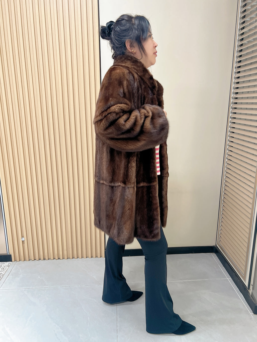 No. 321 Brown Stand-Collar Mink Fur Coat
