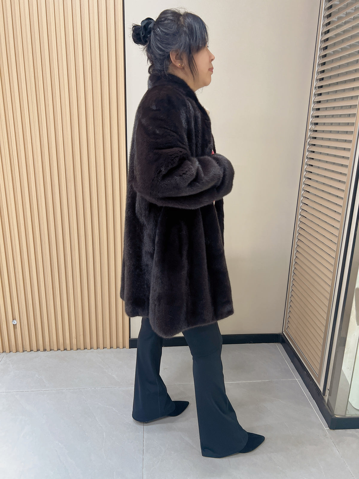 No. 311 Dark Brown Stand-Collar Mink Fur Coat