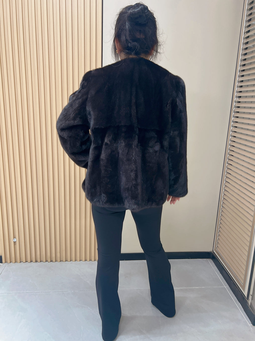 No. 297 Dark Brown V-Neck Mink Fur Coat