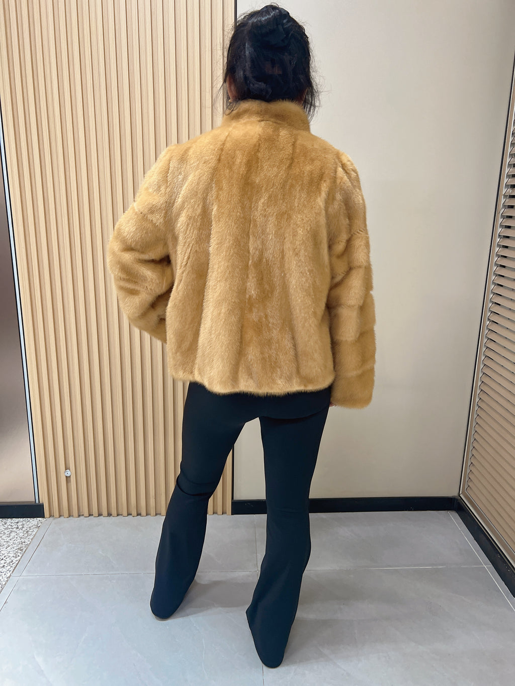 No. 310 Golden Stand-Collar Mink Fur Coat