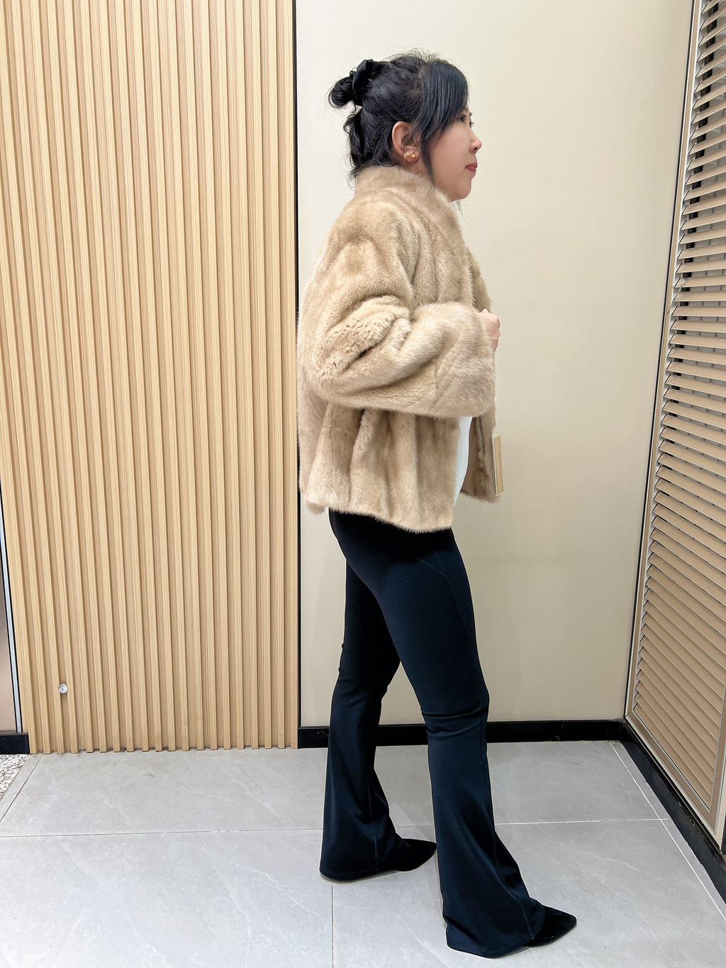No. 327 Light Brown Stand-Collar Mink Coat