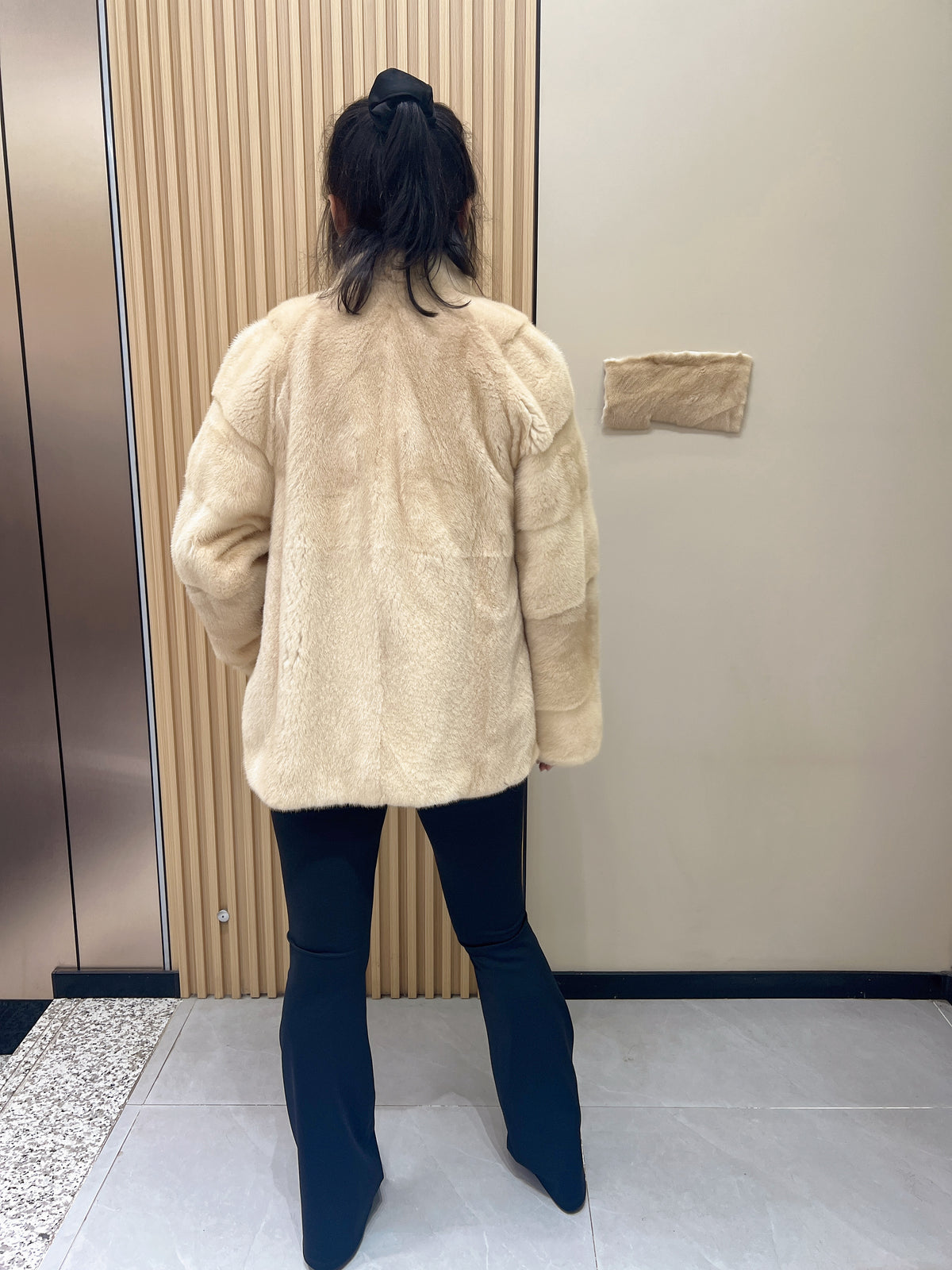 No. 356 Beige V-neck mink fur coat