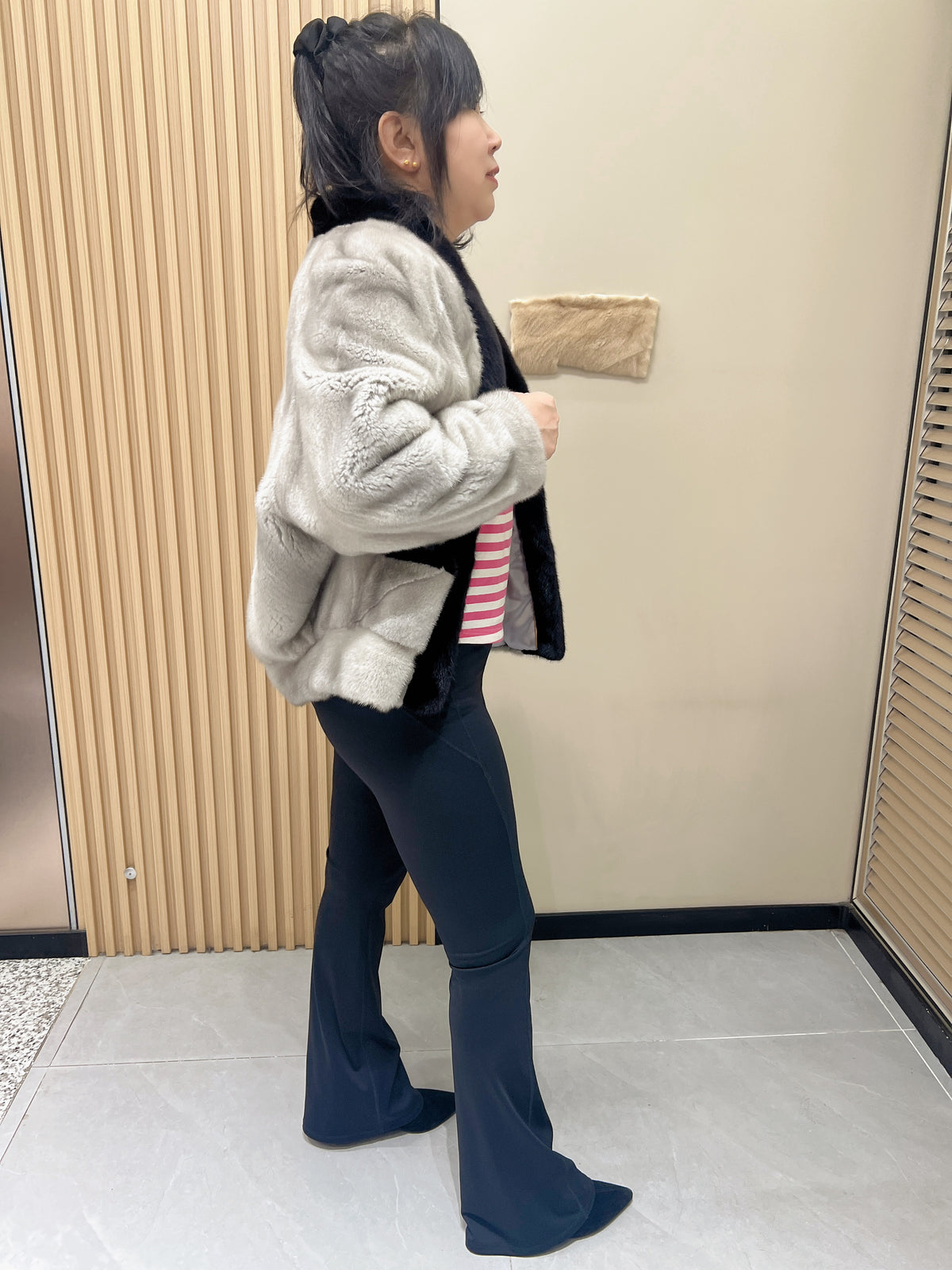 No. 342 Grey-Black Color-Block V-Neck Batwing-Sleeve Mink Fur Coat