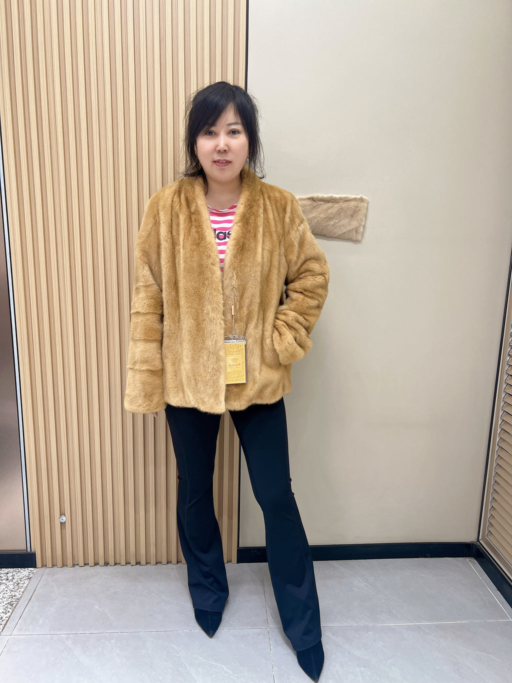 No. 350 Gold V-Neck Mink Fur Coat