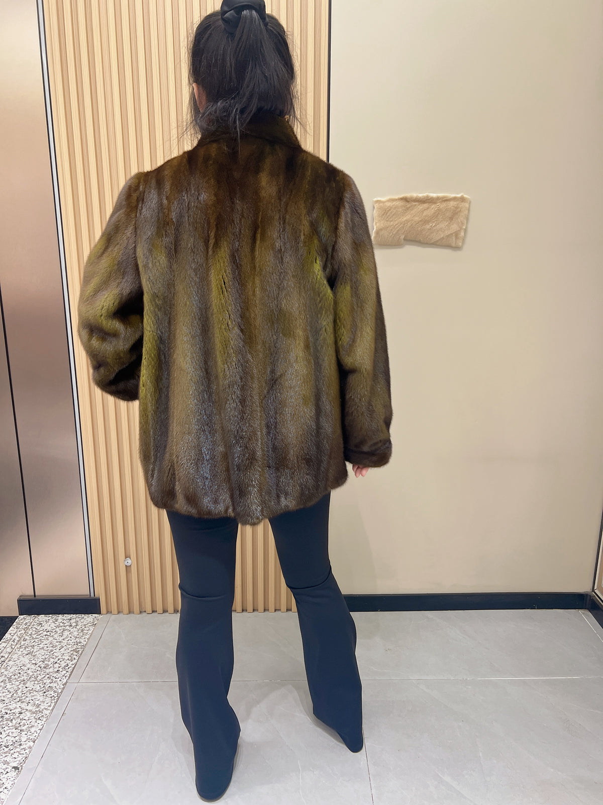 No. 348 Turquoise Stand-Collar Mink Fur Coat