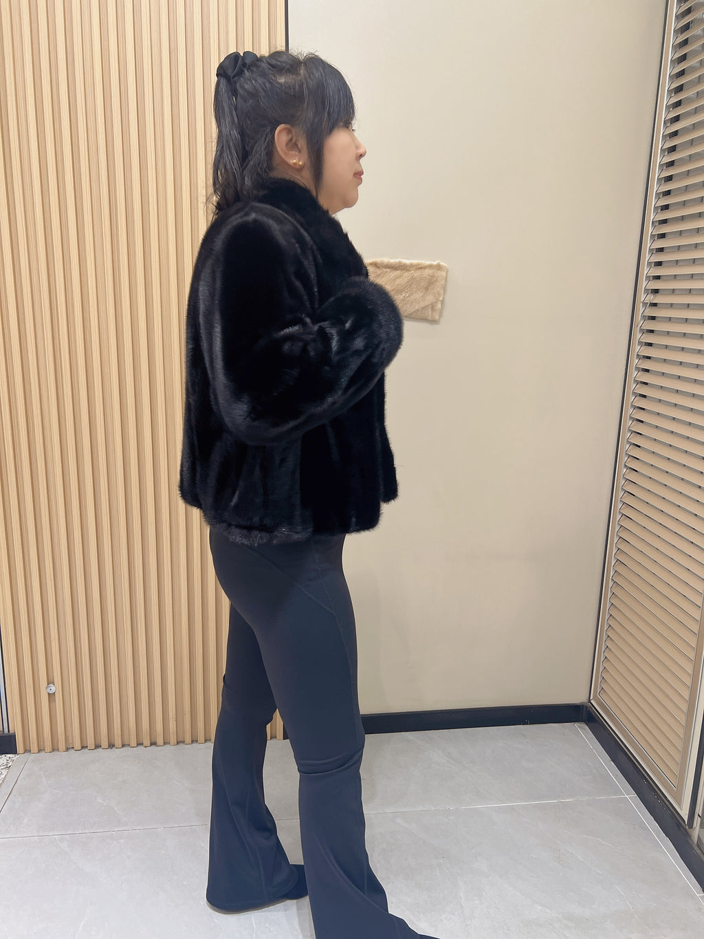 No. 353 Black Stand-Collar Mink Fur Coat