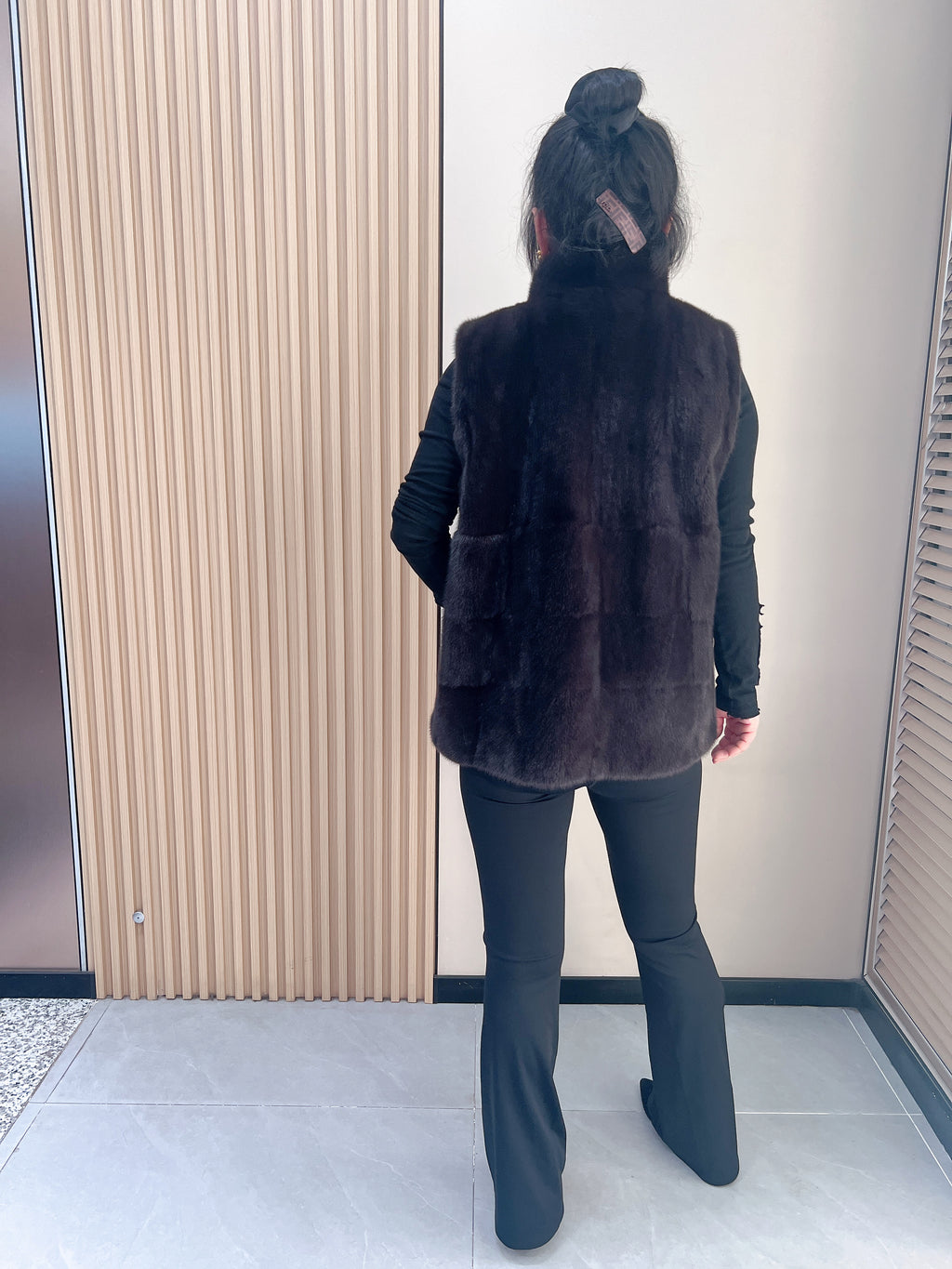 No. 370 Dark Brown Stand-Collar Mink Fur Vest